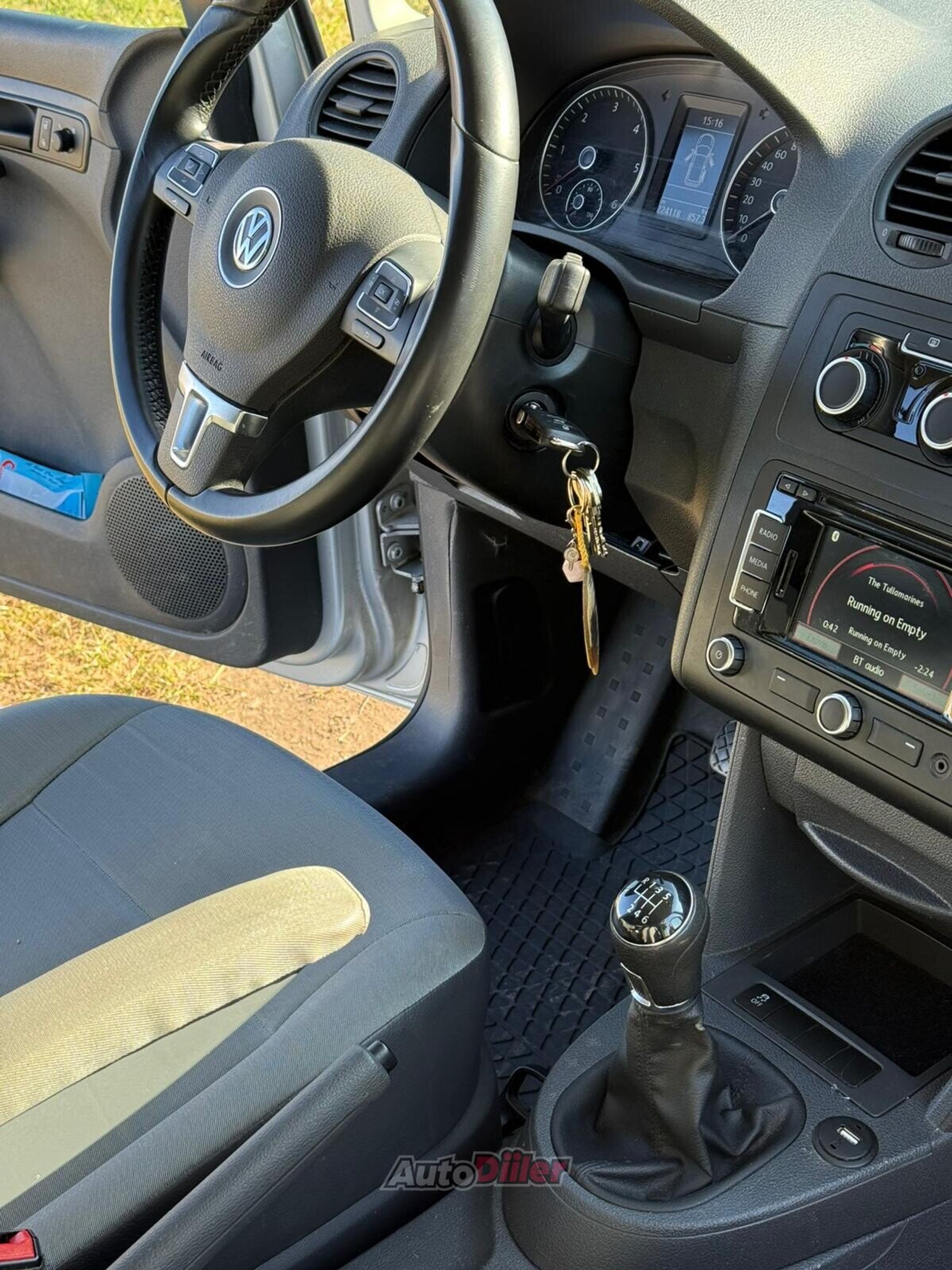 Volkswagen Caddy 2.0 81kW 2013, kuva 5/10