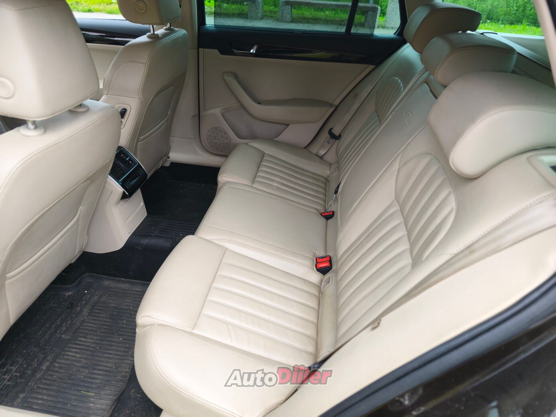 Skoda Superb Laurin Klement 2.0 206kW 2016, photo 6/6