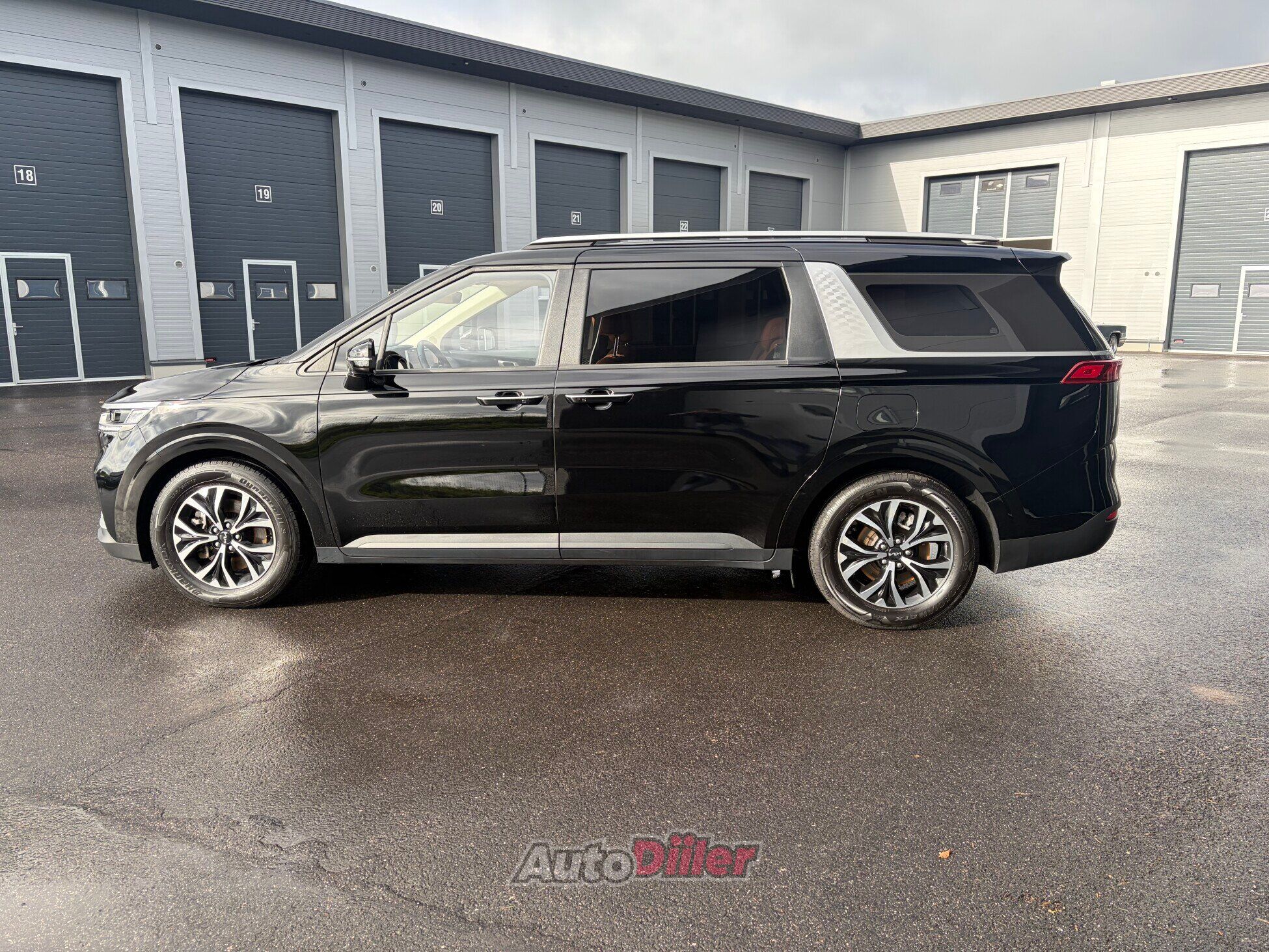 Kia Carnival Prestige 148kW 2021, kuva 6/10