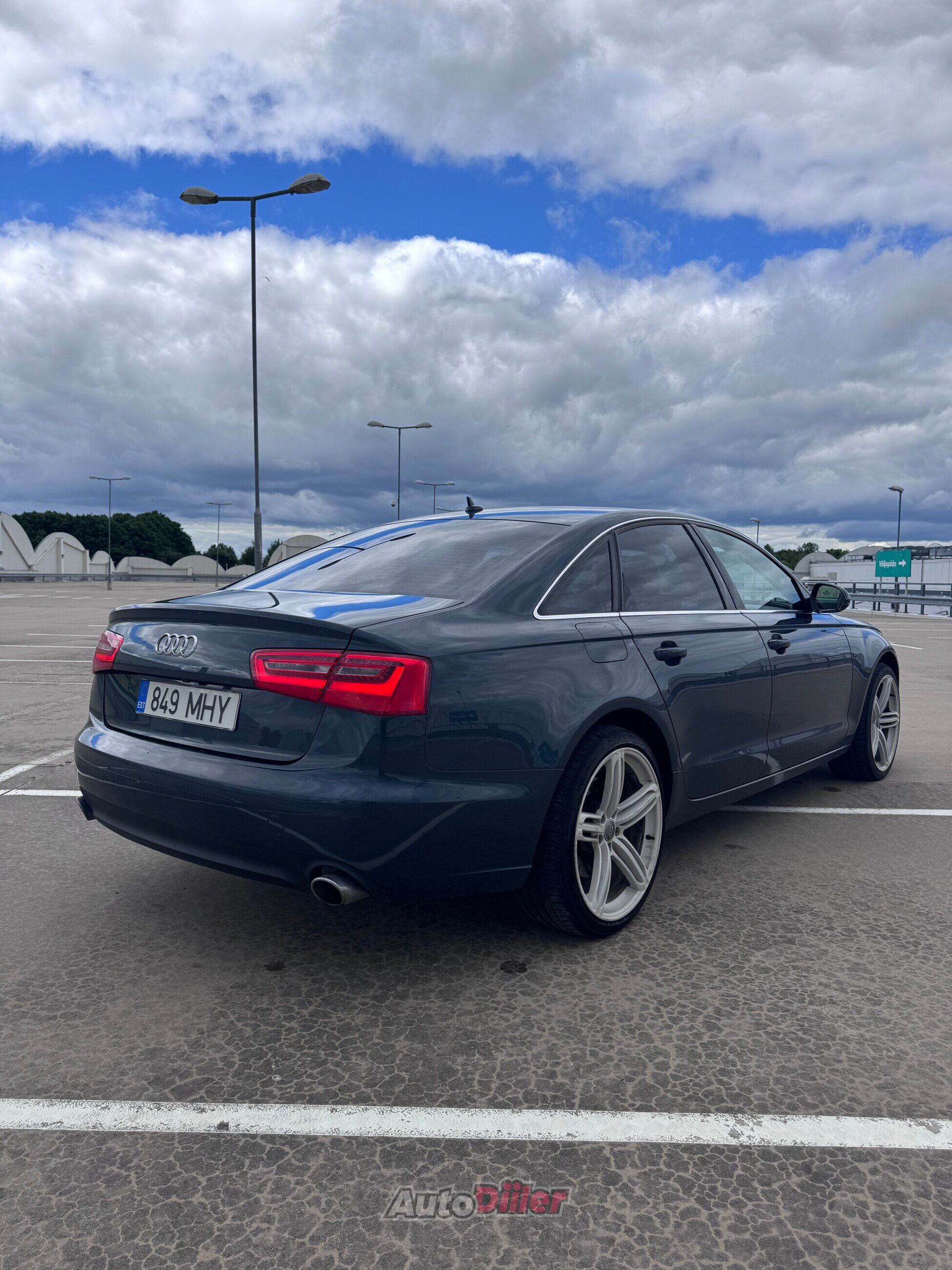 Audi A6 3.0 180kW 2011, photo 3/10