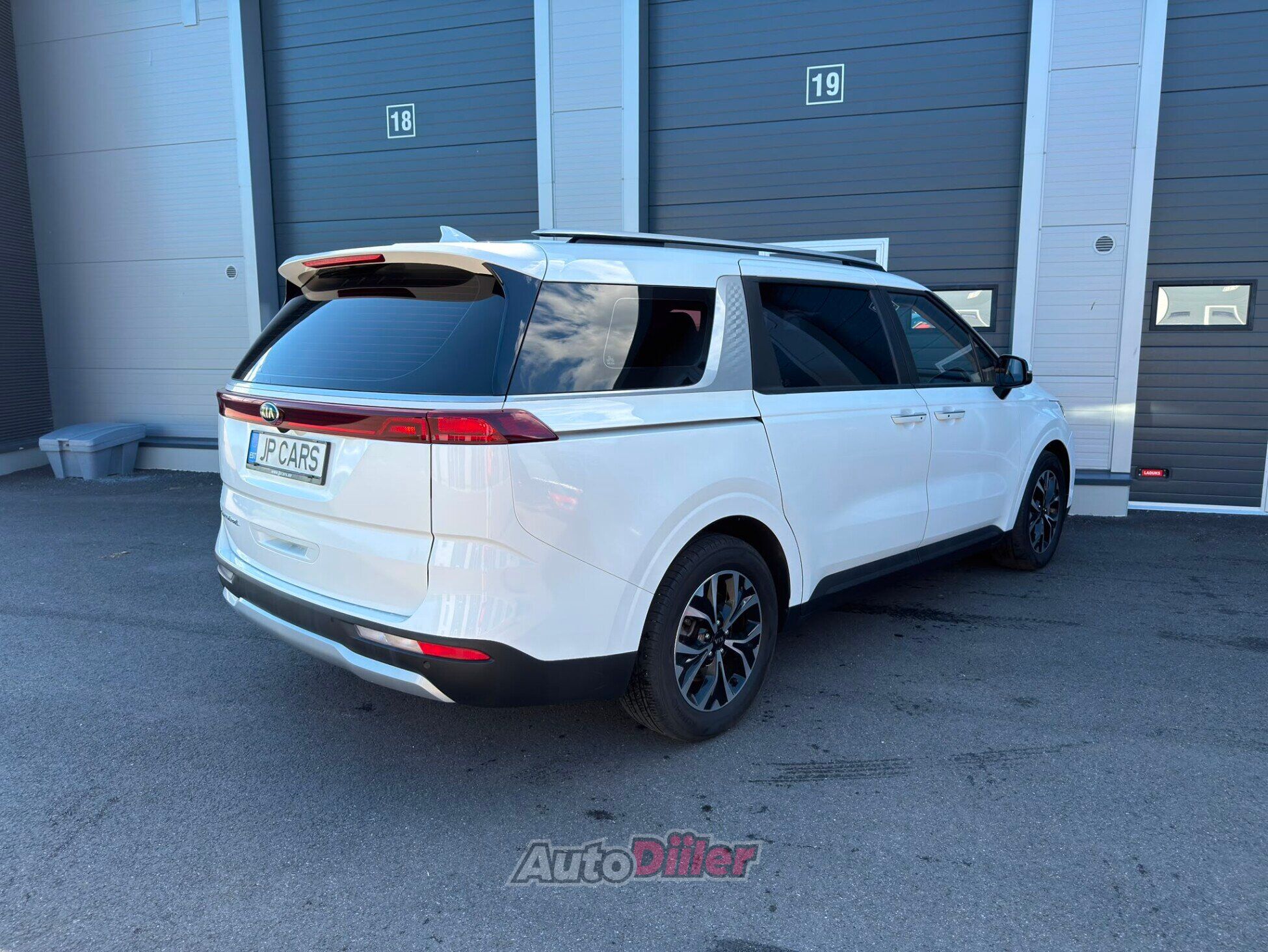 Kia Carnival Prestige 148kW 2020, kuva 2/10