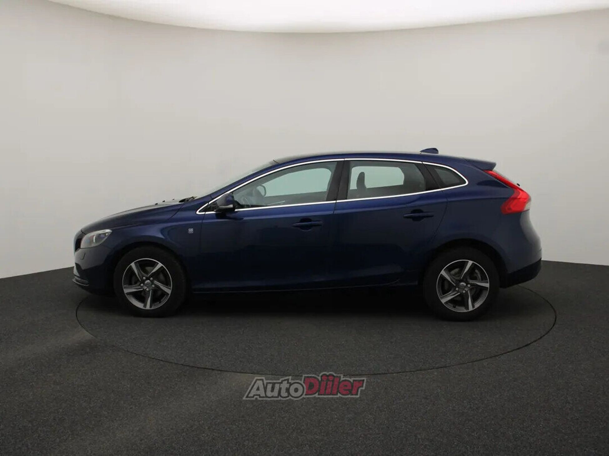 Volvo V40 Ocean Race Business 2.0 88kW 2015, kuva 6/10