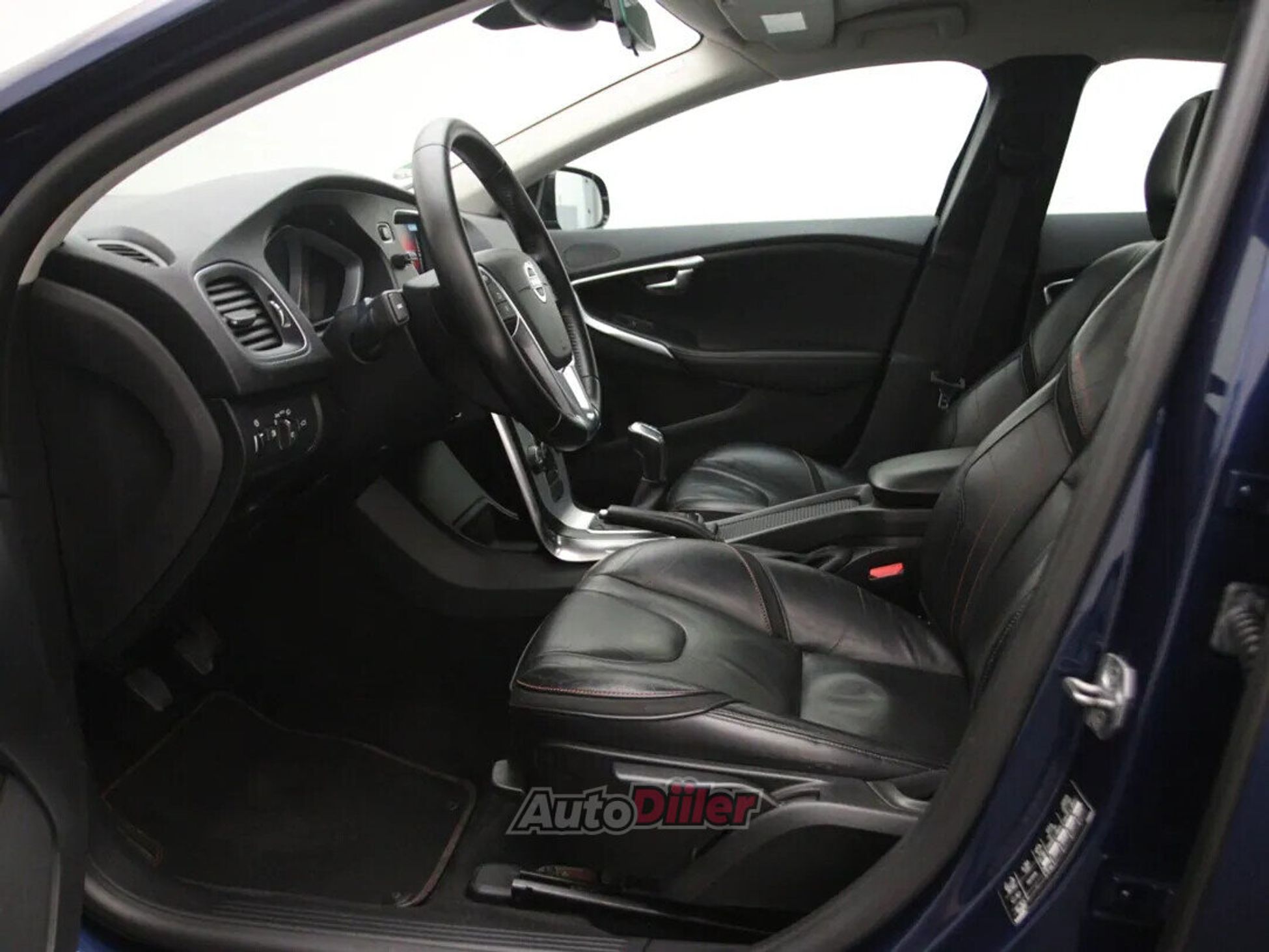 Volvo V40 Ocean Race Business 2.0 88kW 2015, kuva 4/10