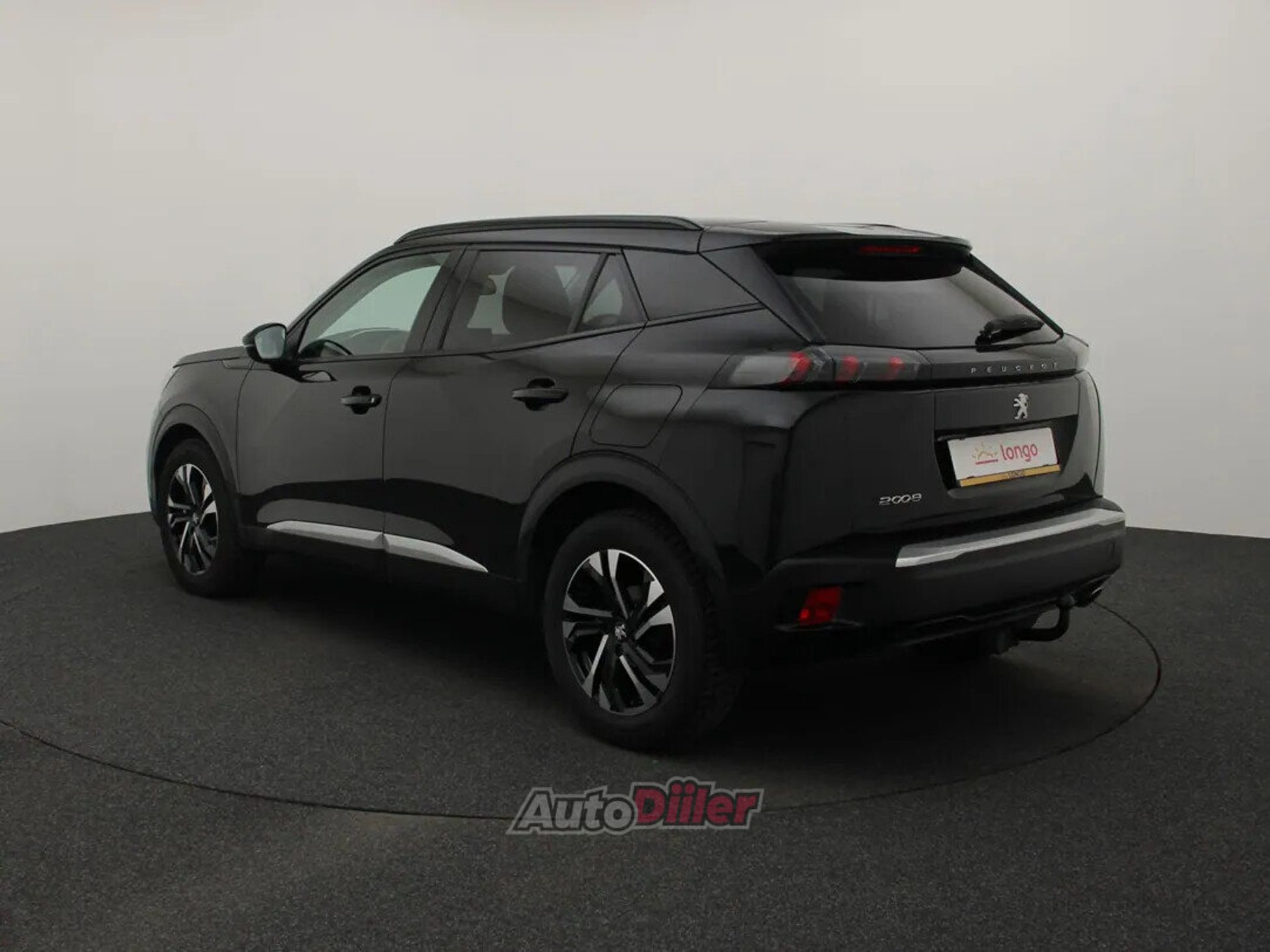 Peugeot 2008 Allure 1.5 81kW 2021, photo 7/10