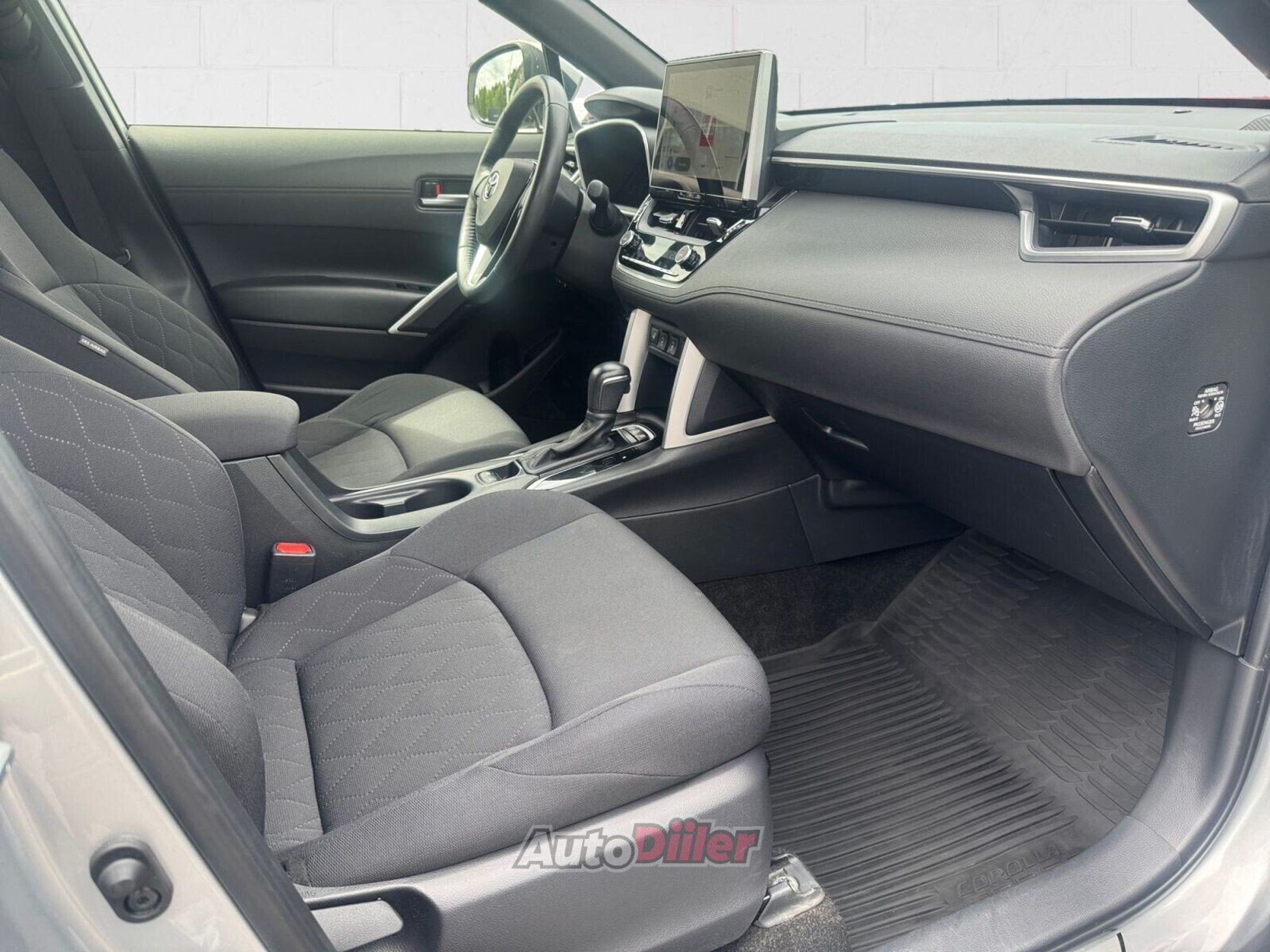 Toyota Corolla Cross 2024, photo 6/10
