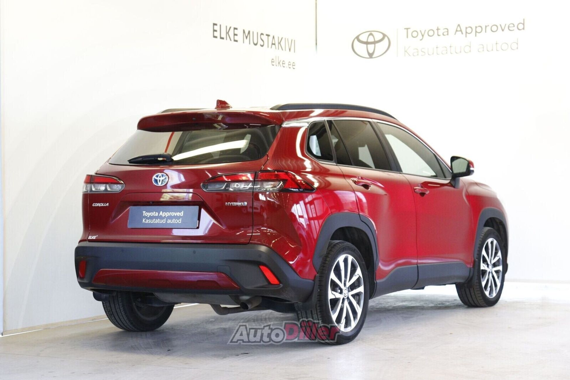 Toyota Corolla Cross Luxury 2.0 112kW 2022, photo 2/10