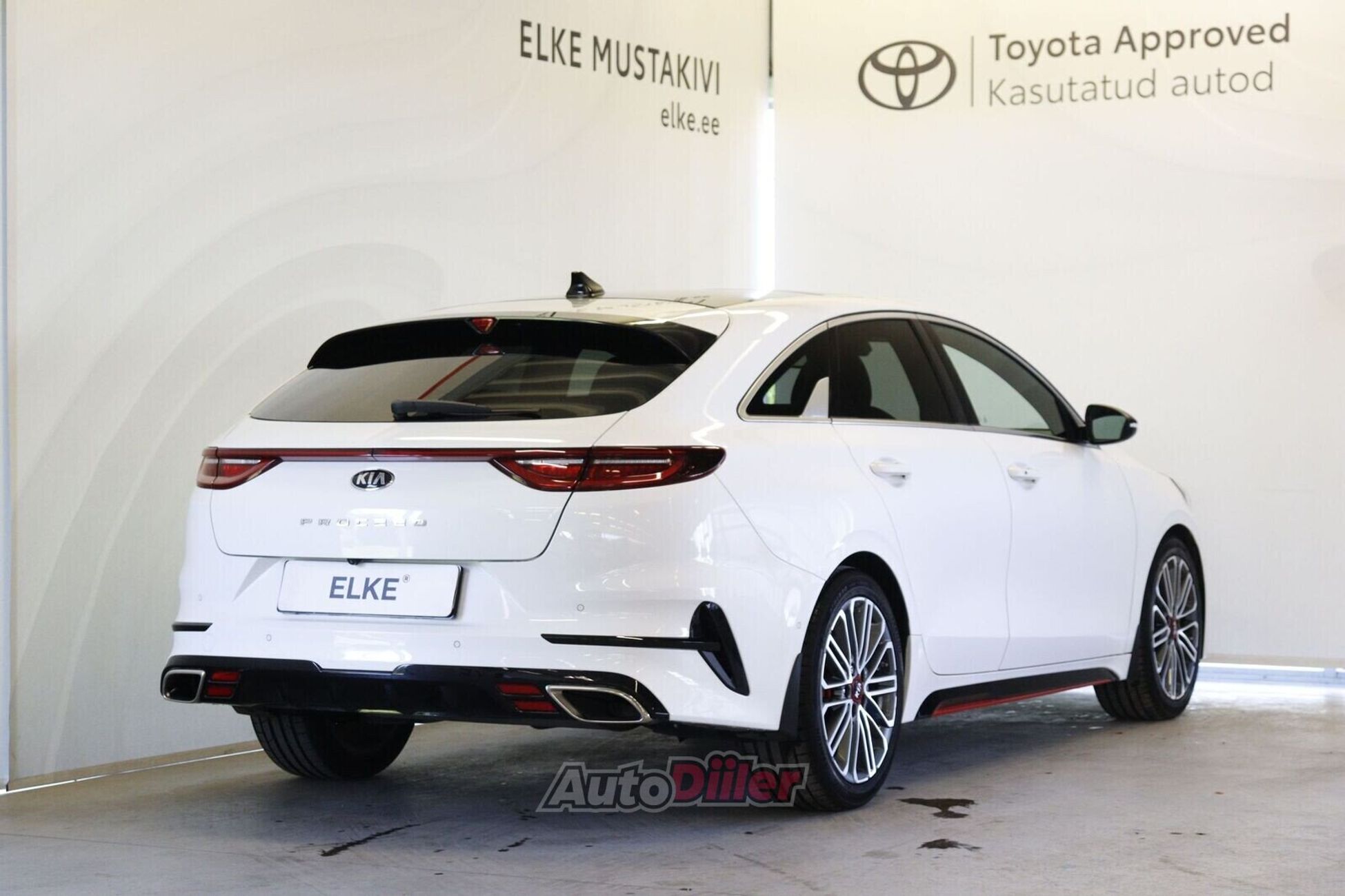 Kia pro cee'd / ProCeed GT GT 1.6 150kW 2019, photo 2/10