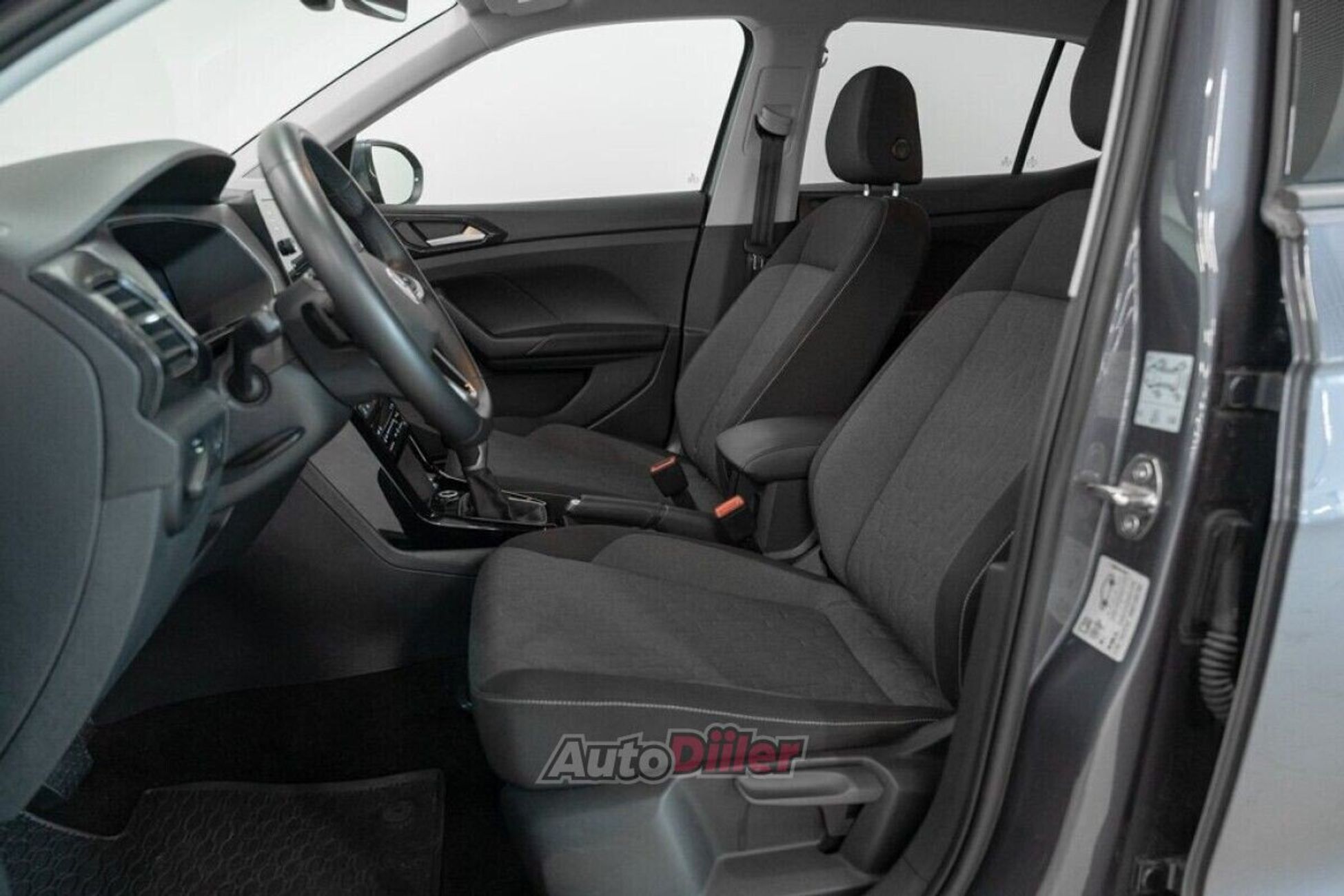 Volkswagen T-Cross 1.0 85kW 2025, photo 7/10