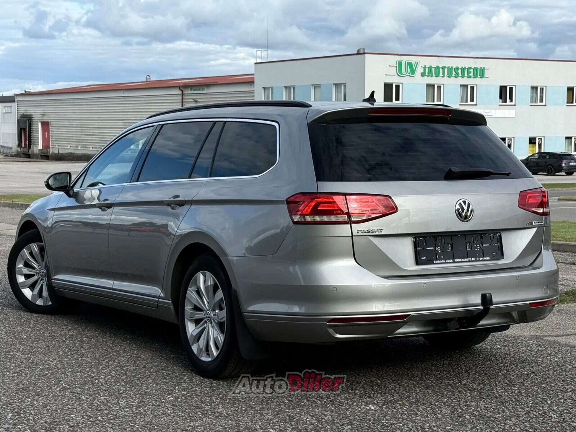 Volkswagen Passat 2017, photo 2/10