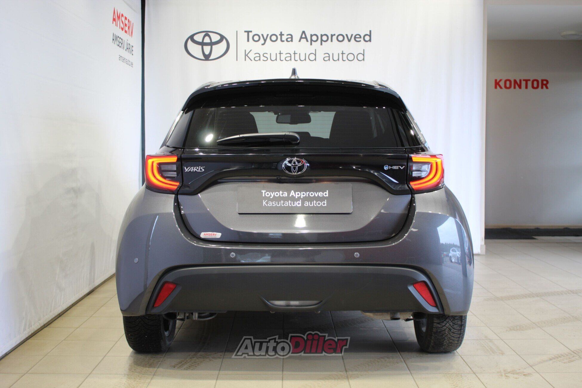 Toyota Yaris 2024, photo 4/10