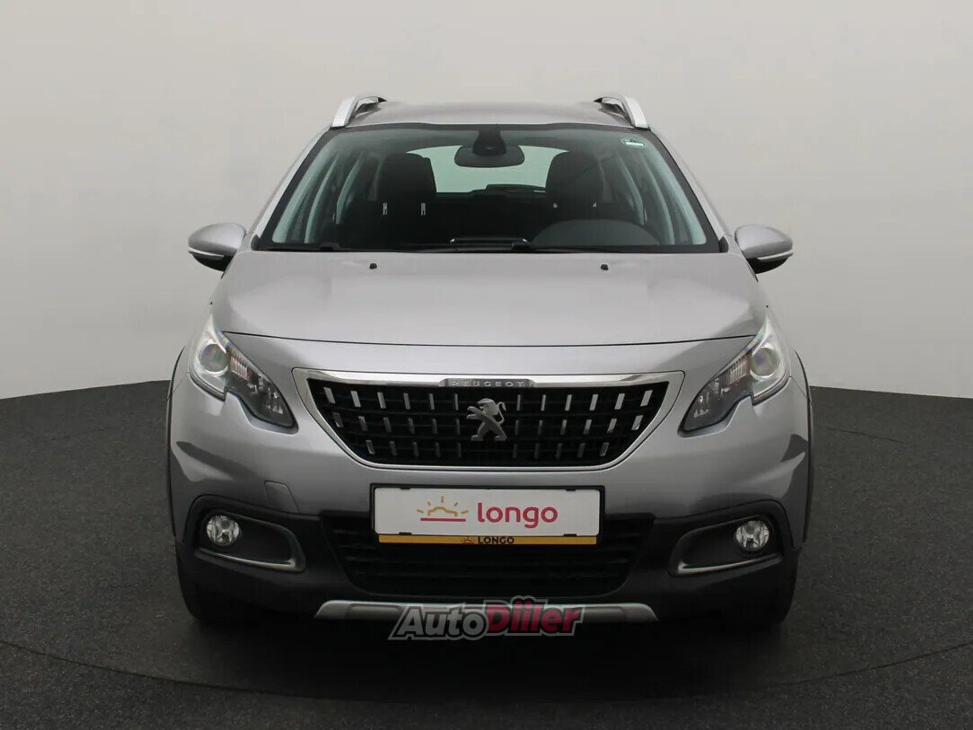 Peugeot 2008 Allure 1.5 75kW 2019, photo 3/10