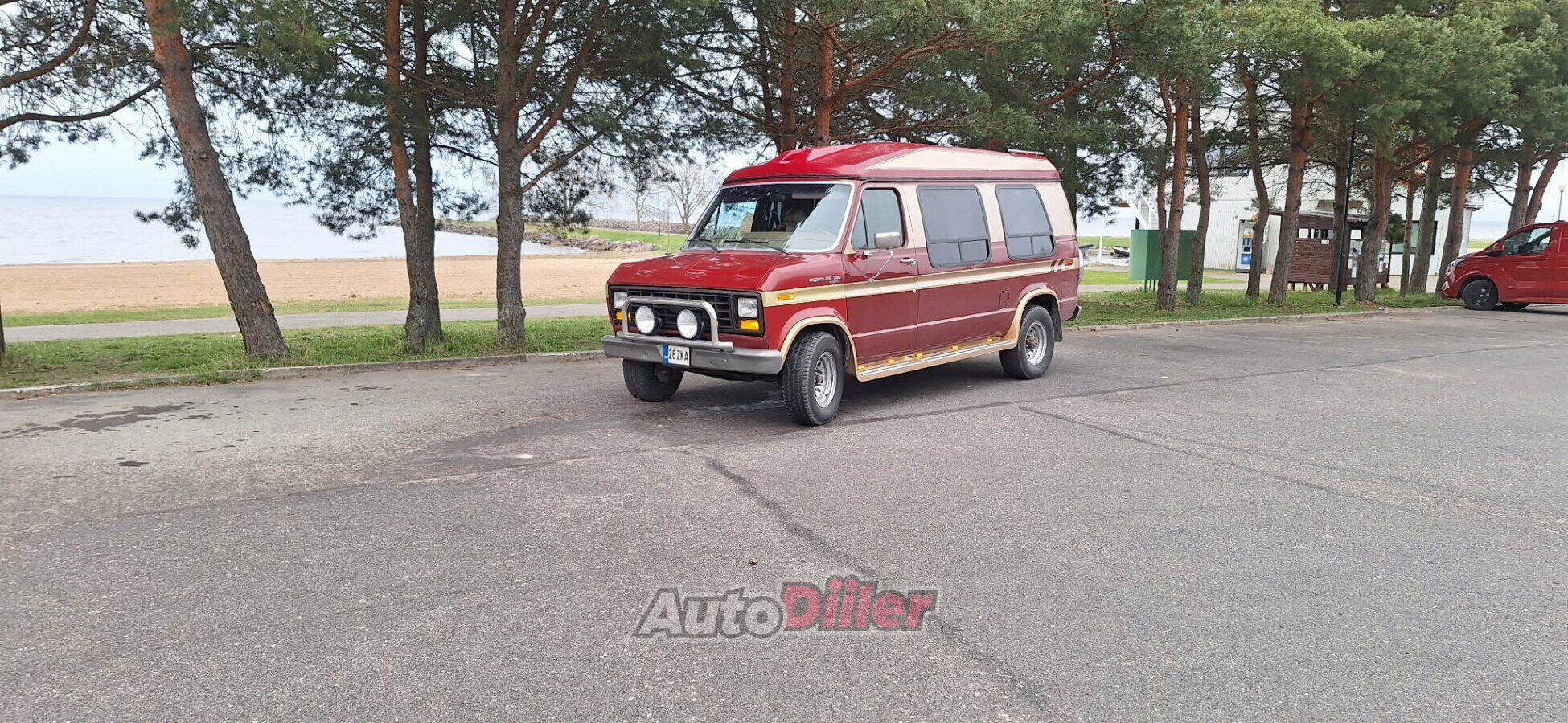 Ford Econoline E350 7.3 132kW 1987, kuva 6/6