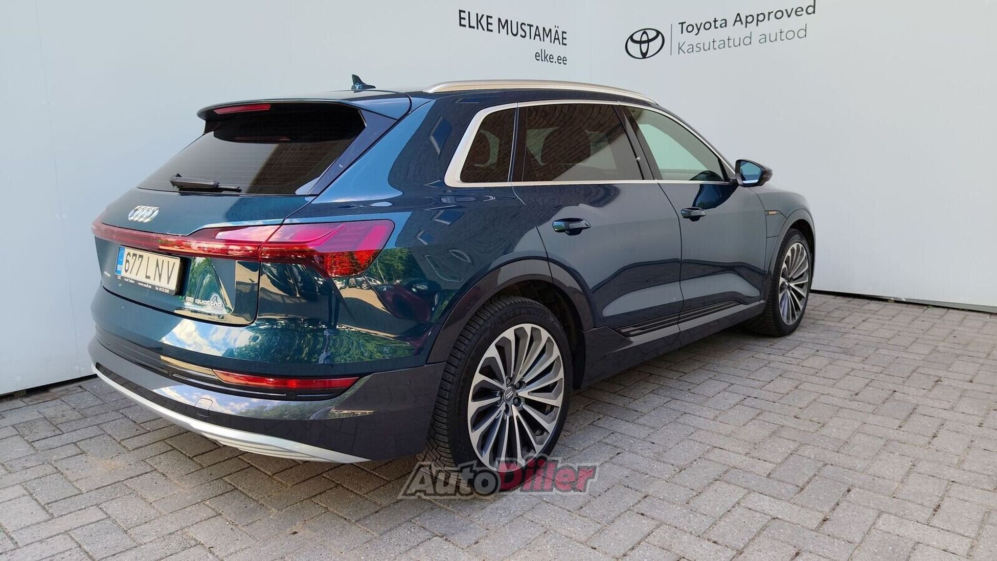 Audi e-tron 158kW 2019, photo 2/10