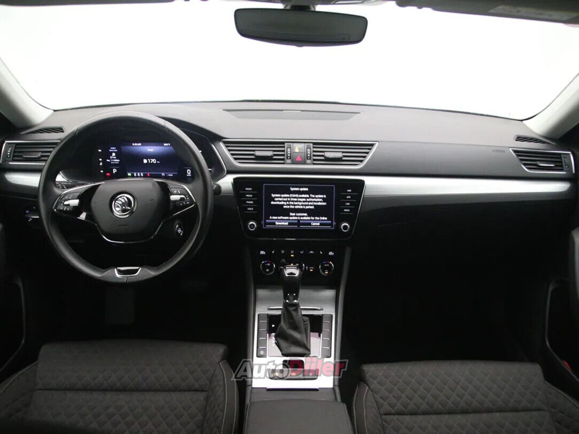 Skoda Superb Business Edition 1.5 110kW 2022, kuva 2/10