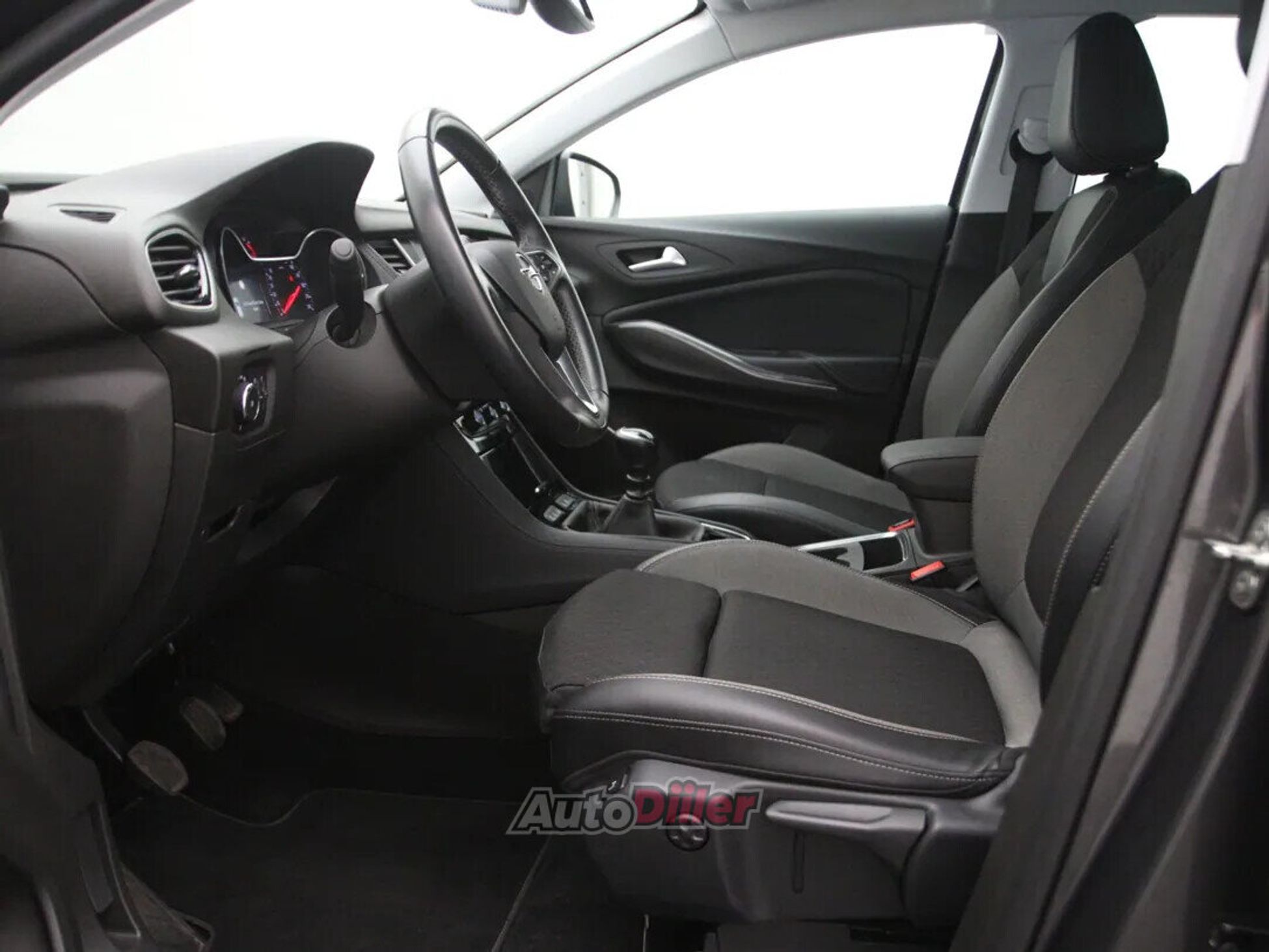 Opel Grandland X Elegance 1.2 96kW 2021, kuva 4/10