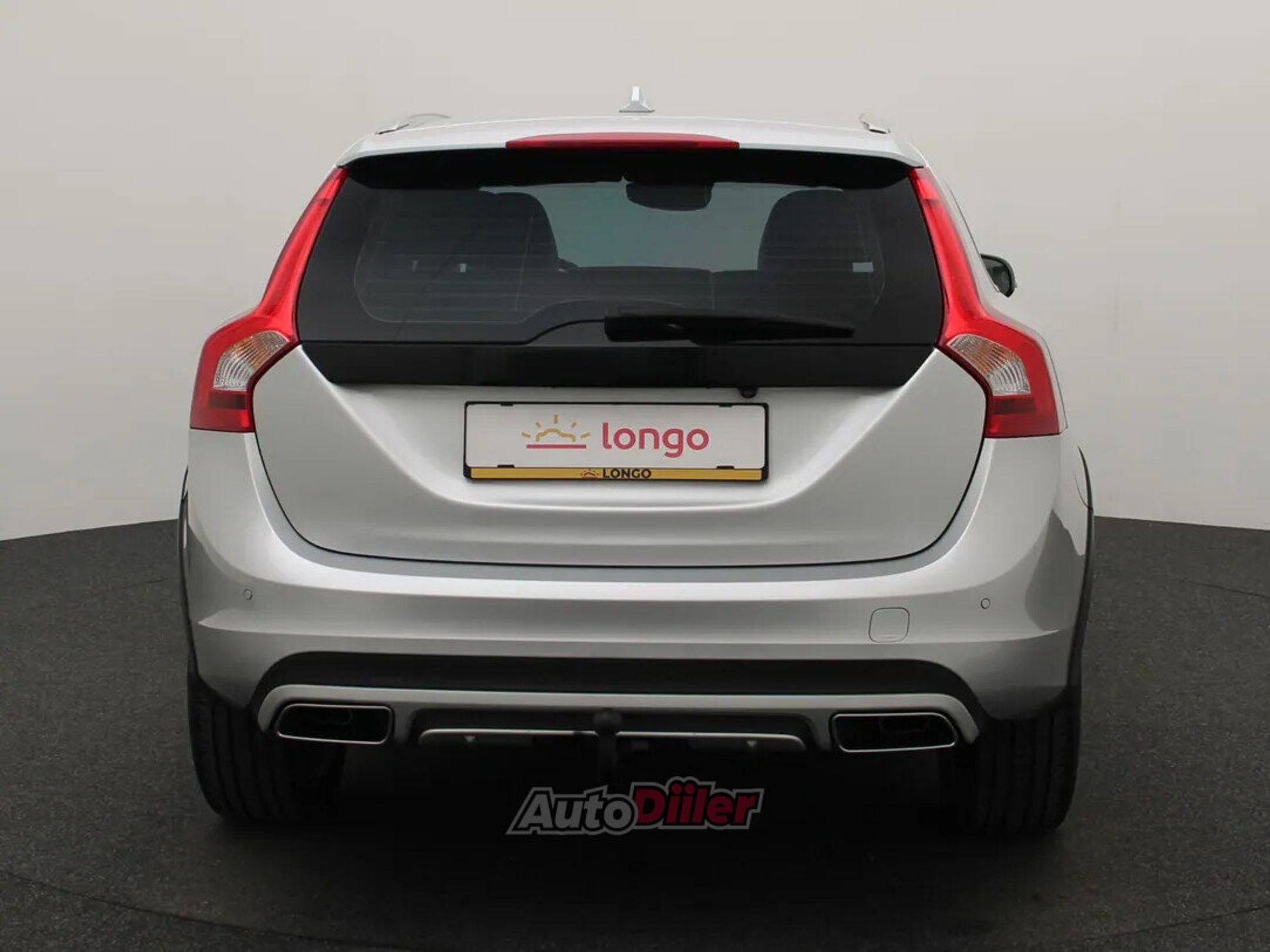 Volvo V60 Cross Country 2019, photo 5/10
