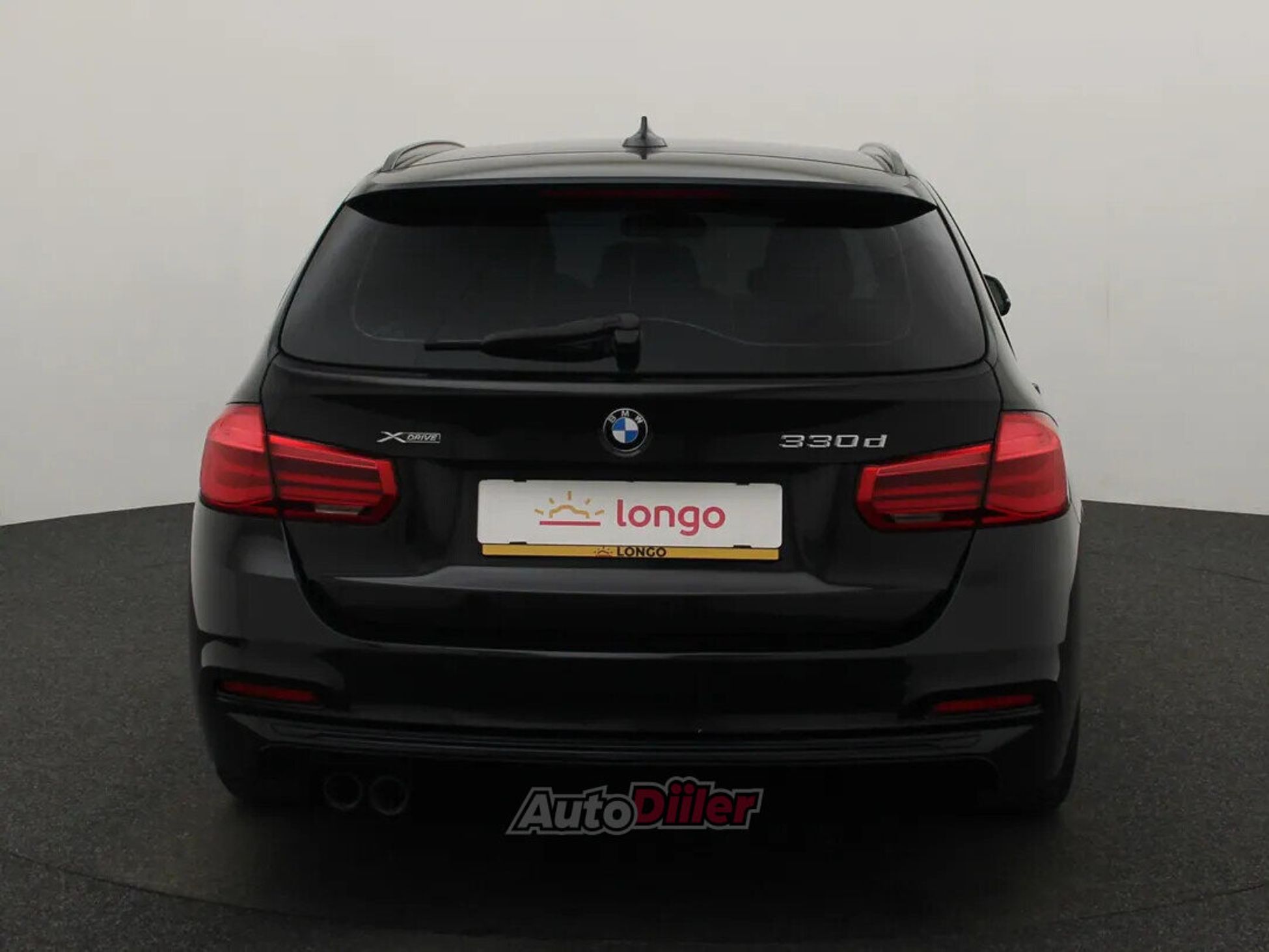 BMW 330 Sport Line 3.0 190kW 2016, kuva 5/10