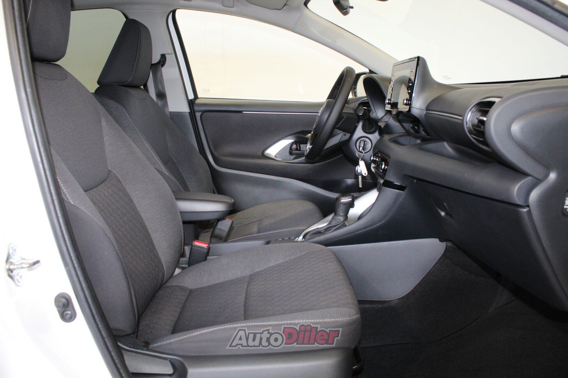 Toyota Yaris 2023, kuva 6/10