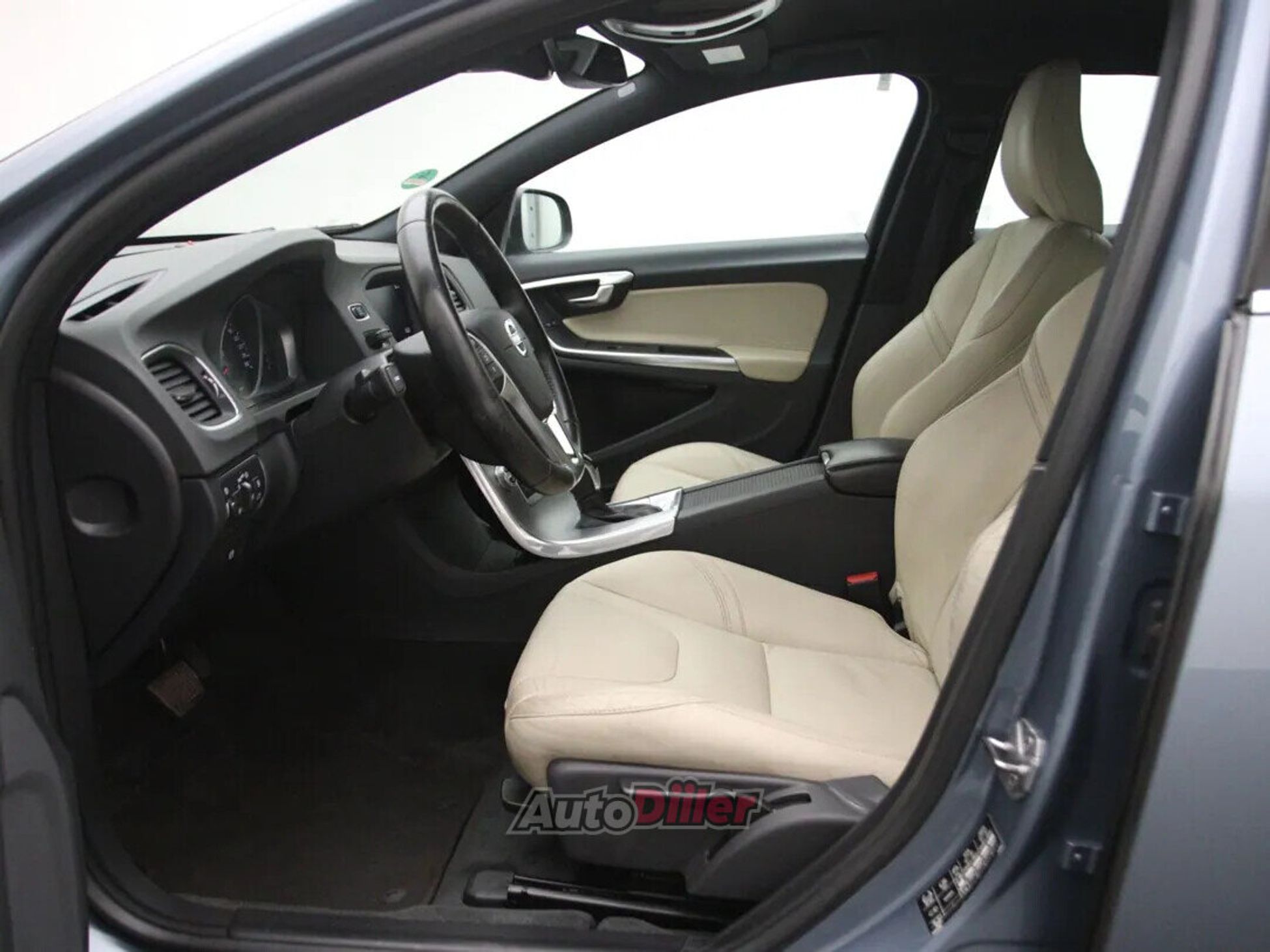 Volvo V60 Polar+ 2.0 110kW 2017, photo 4/10