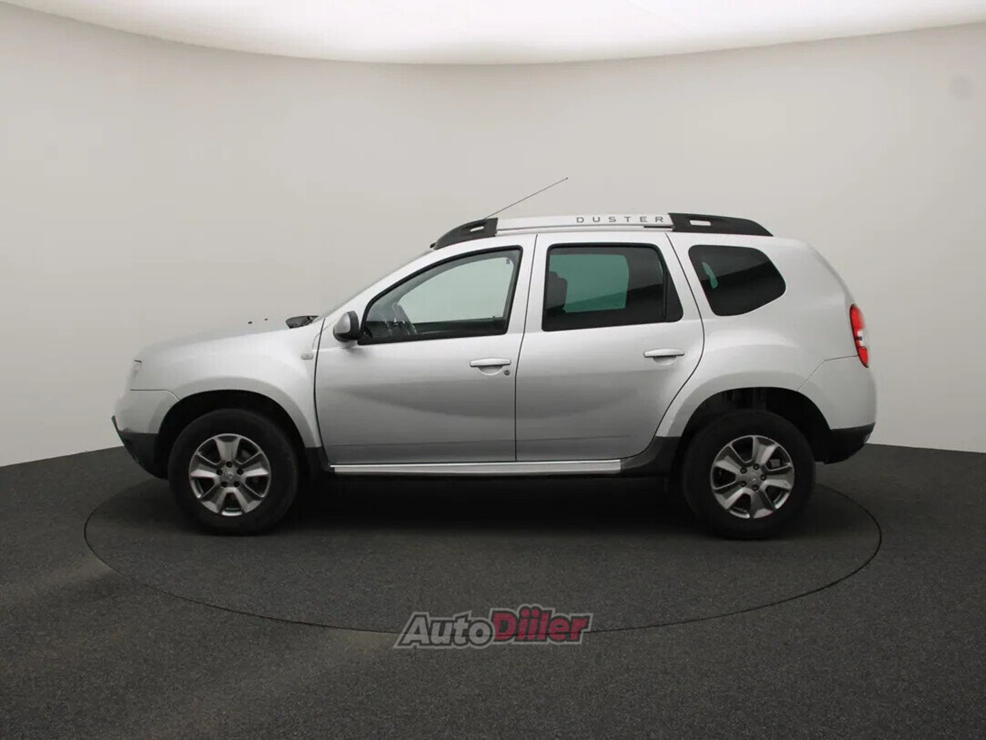 Dacia Duster Laureate 1.5 80kW 2015, photo 6/10