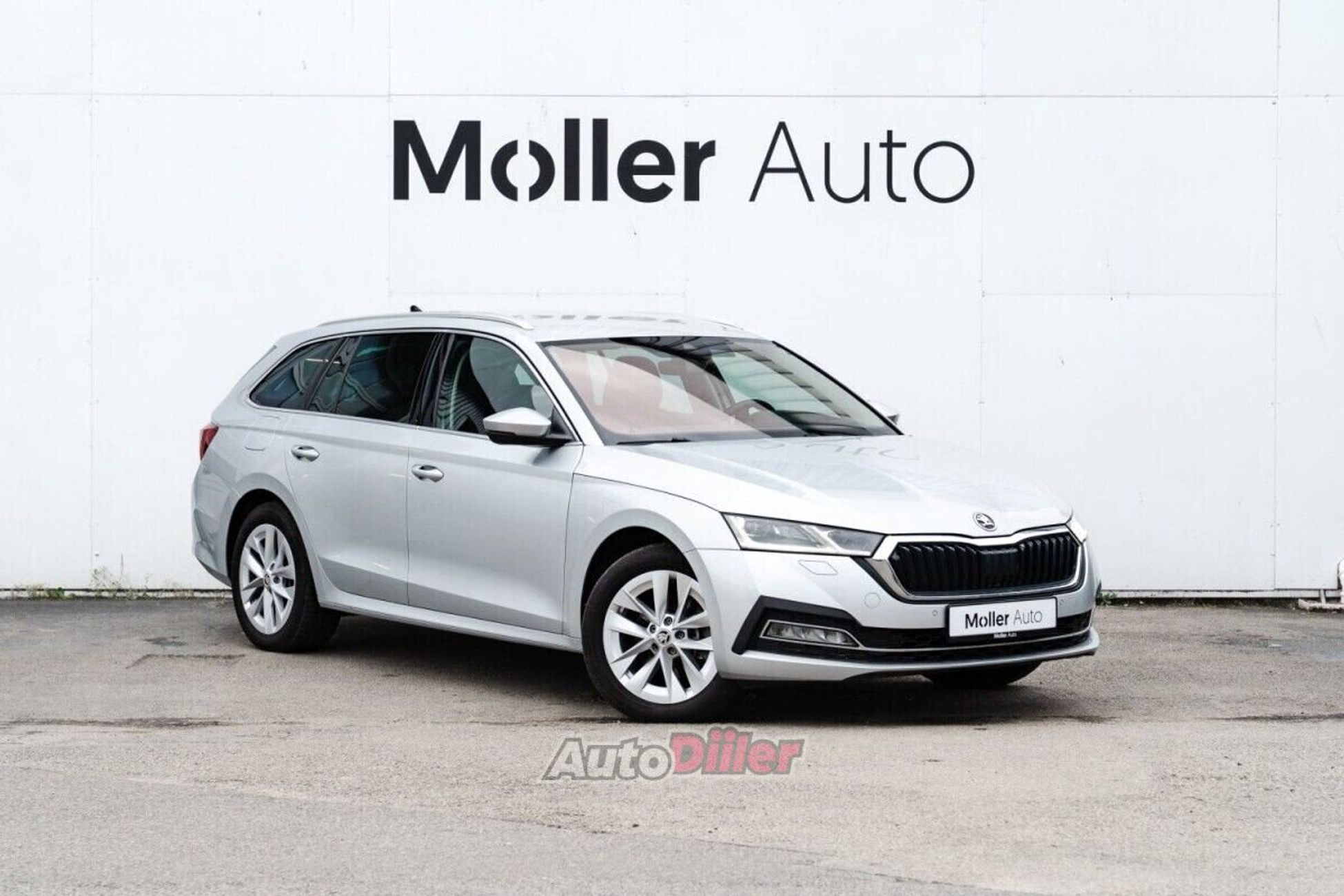 Skoda Octavia 1.4 150kW 2022, kuva 2/10