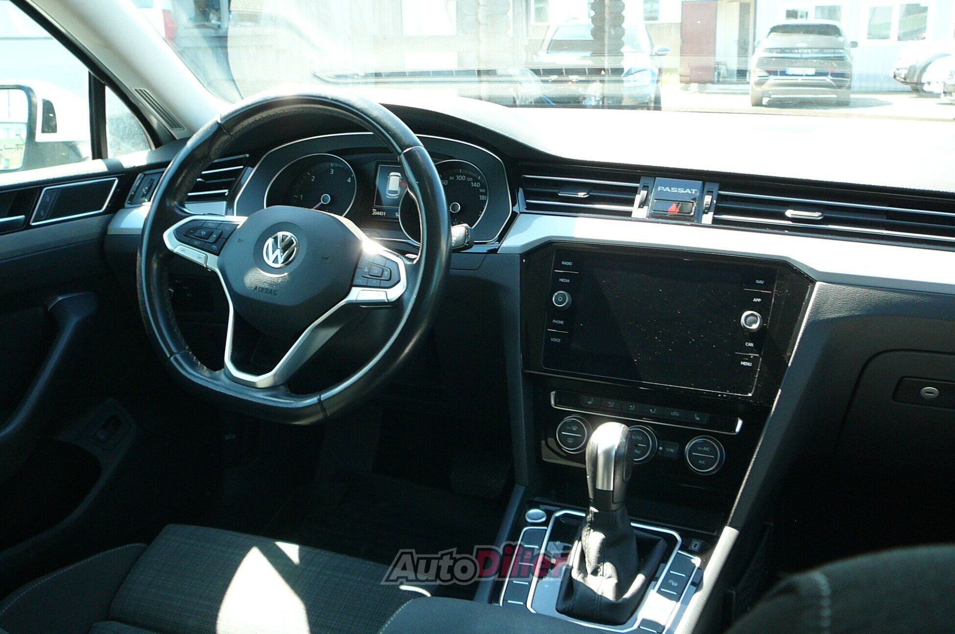 Volkswagen Passat 2.0 110kW 2020, photo 3/7