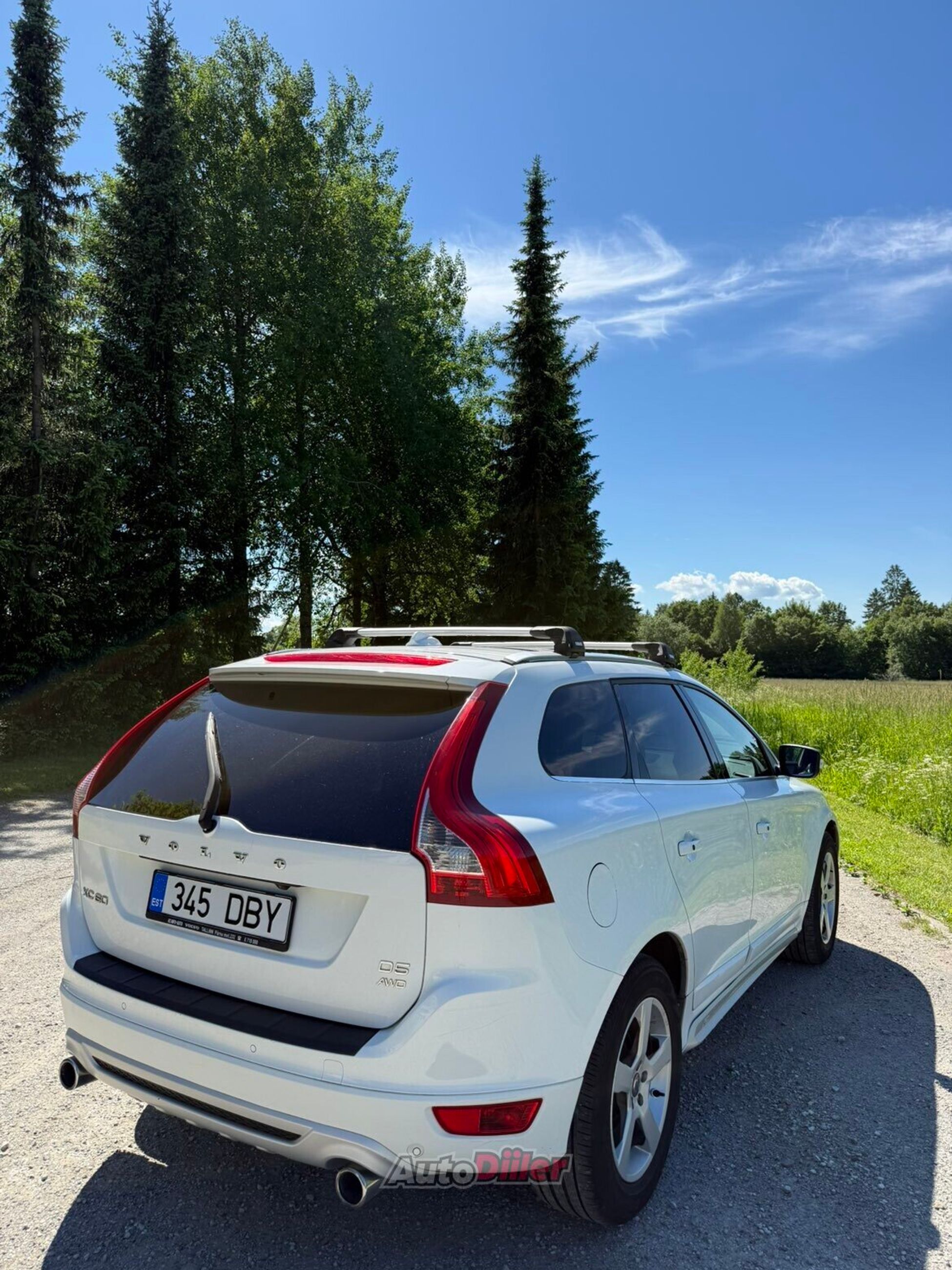 Volvo XC60 R-Desing 2.4 158kW 2012, kuva 4/10