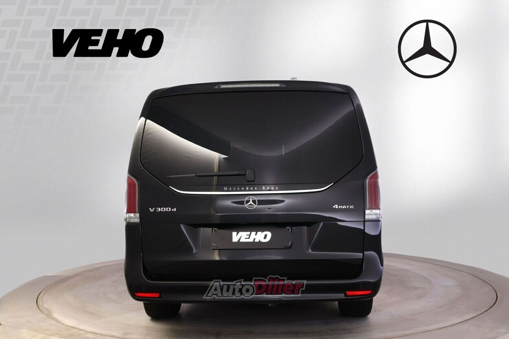 Mercedes-Benz V 300 2025, photo 7/10