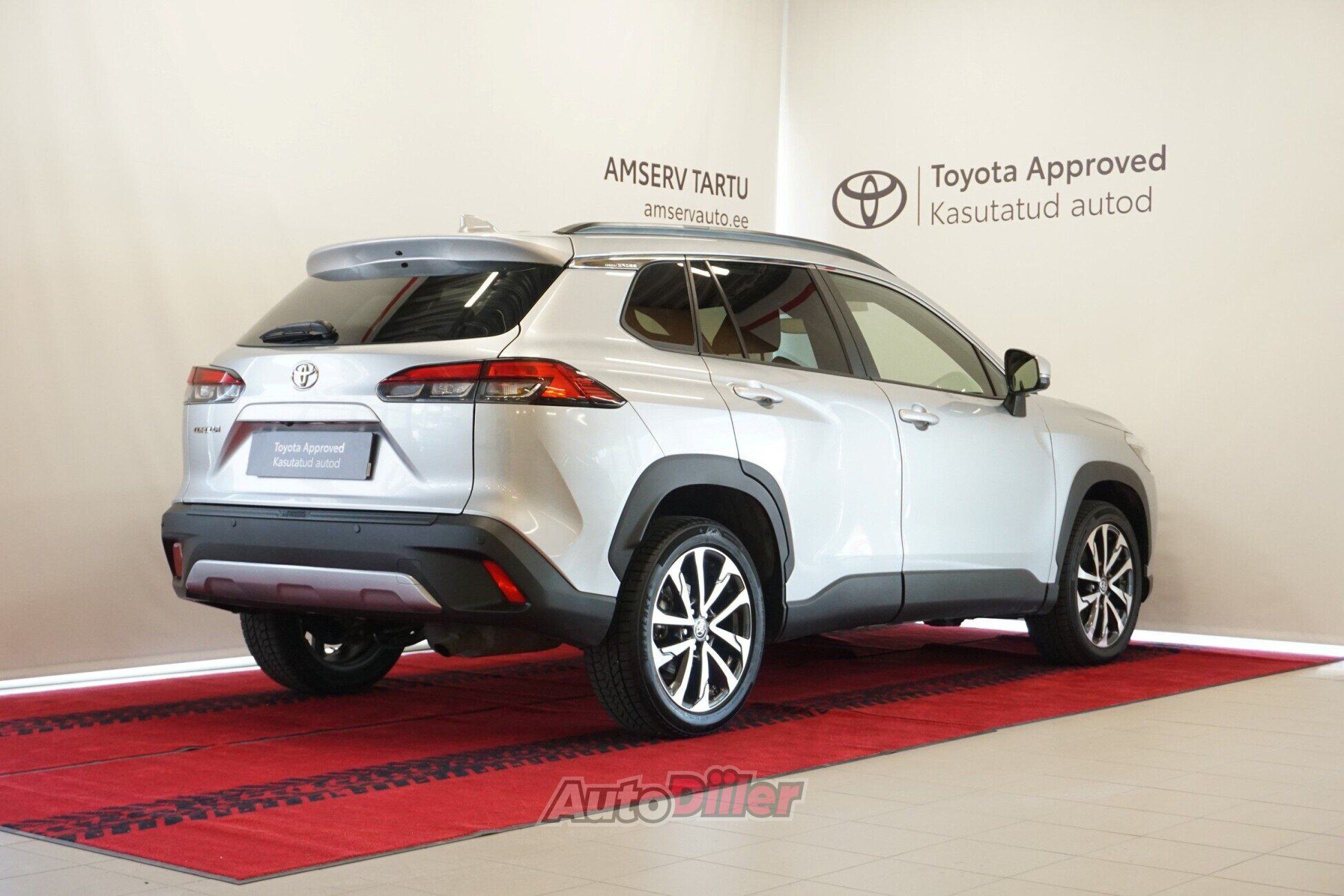Toyota Corolla 2024, photo 2/10
