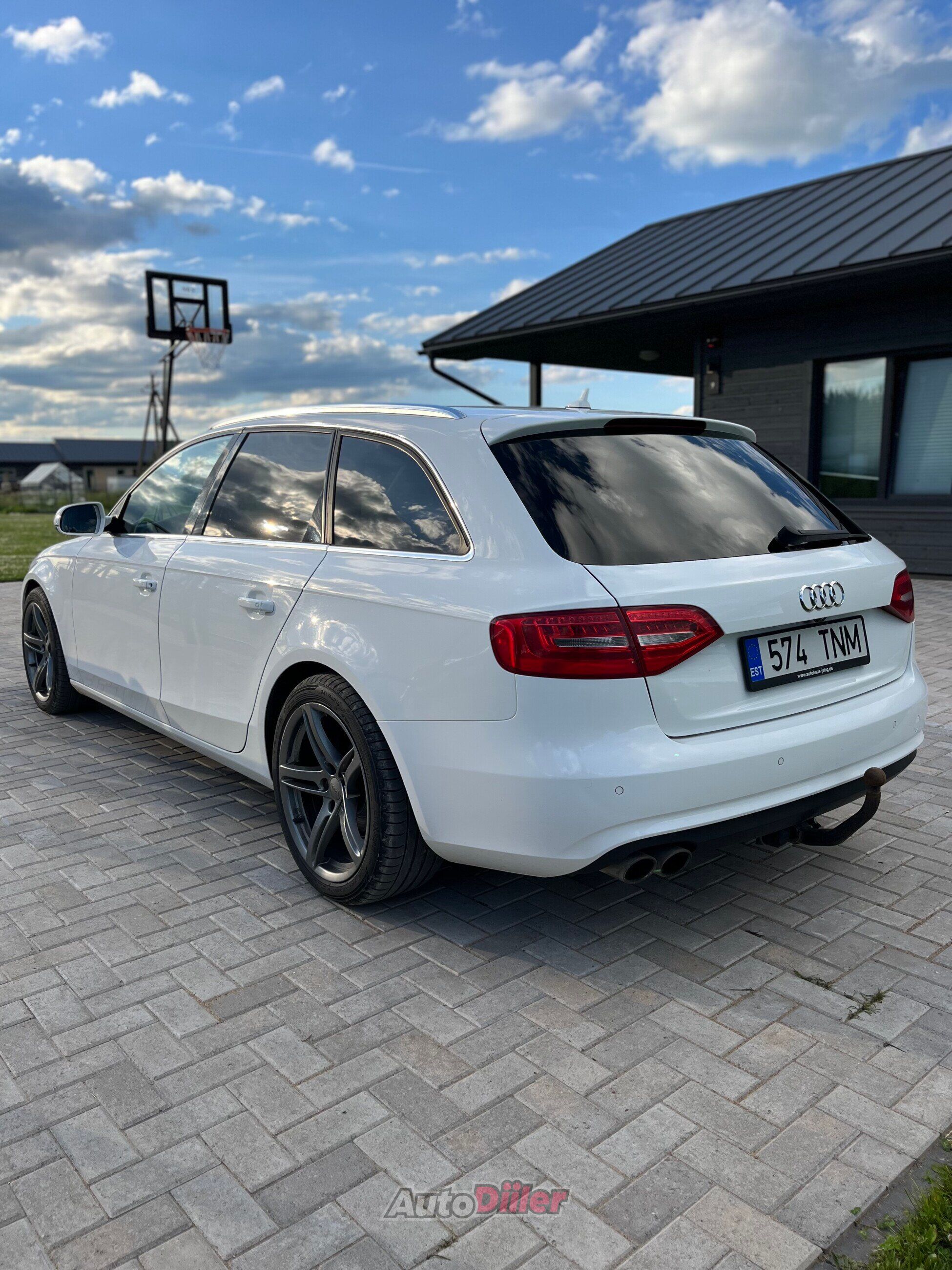 Audi A4 2.0 140kW 2015, kuva 5/10