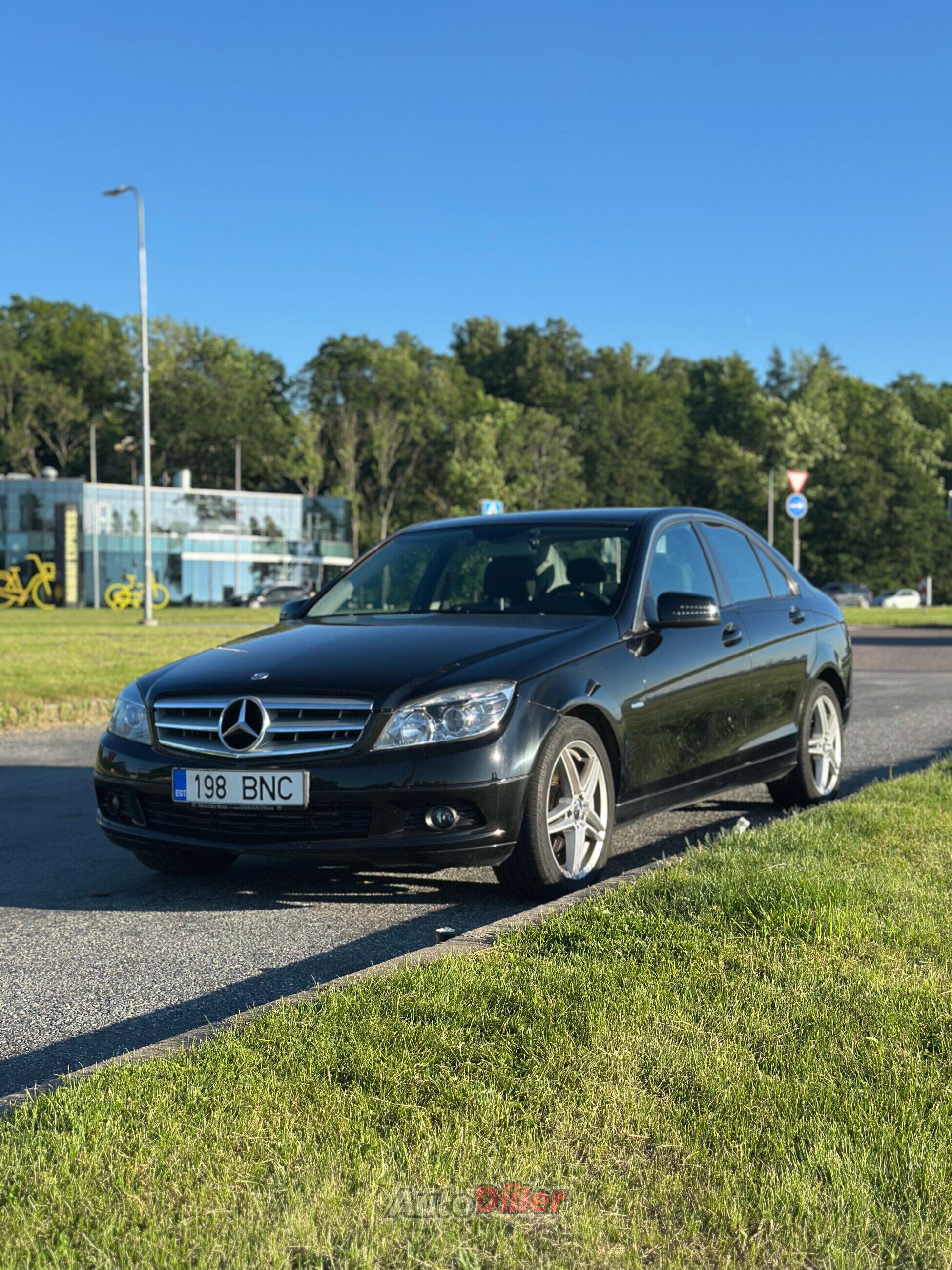 Mercedes-Benz C 220