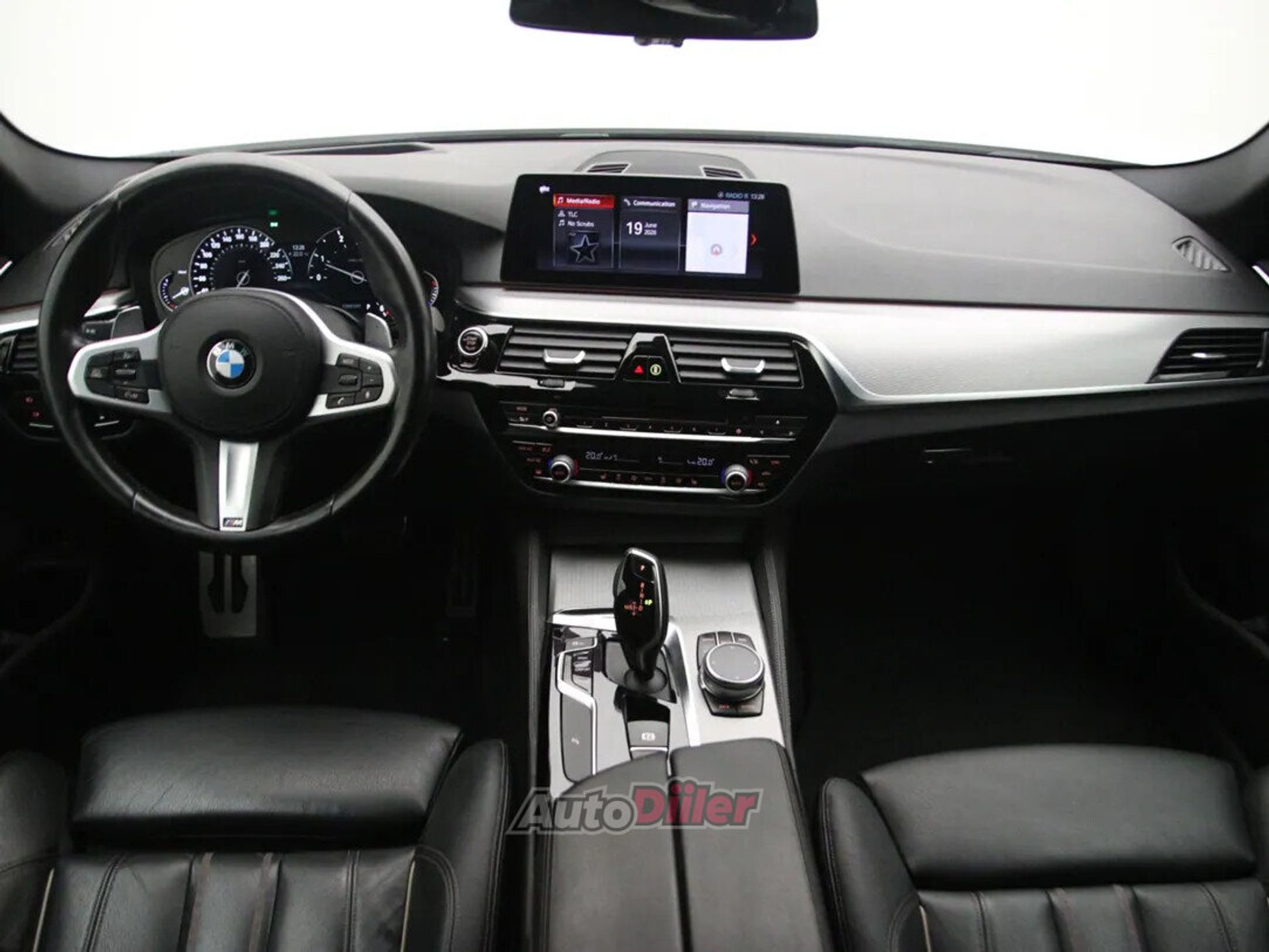 BMW 520 M Sport 2.0 140kW 2018, kuva 2/10