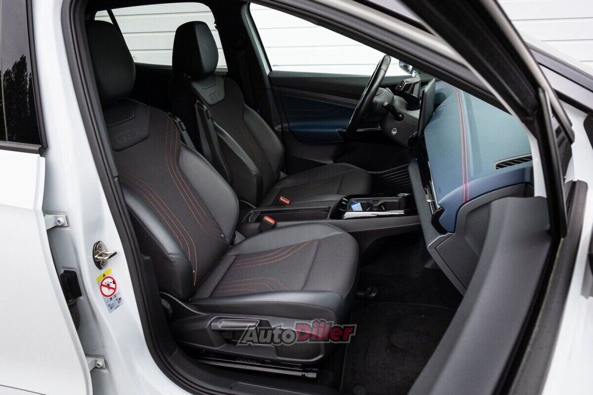 Volkswagen ID.4 220kW 2022, kuva 7/10