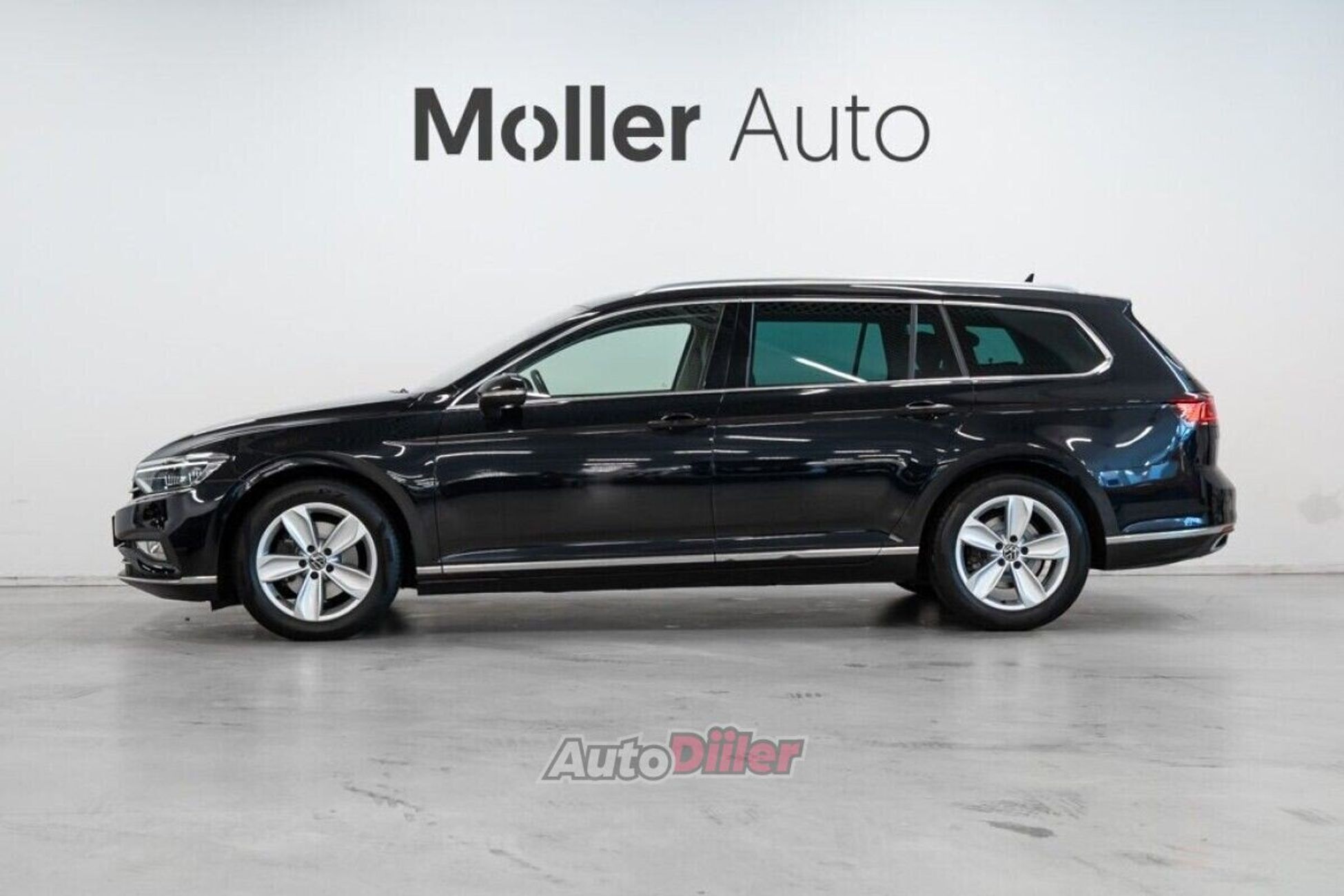 Volkswagen Passat 2.0 110kW 2023, photo 6/10