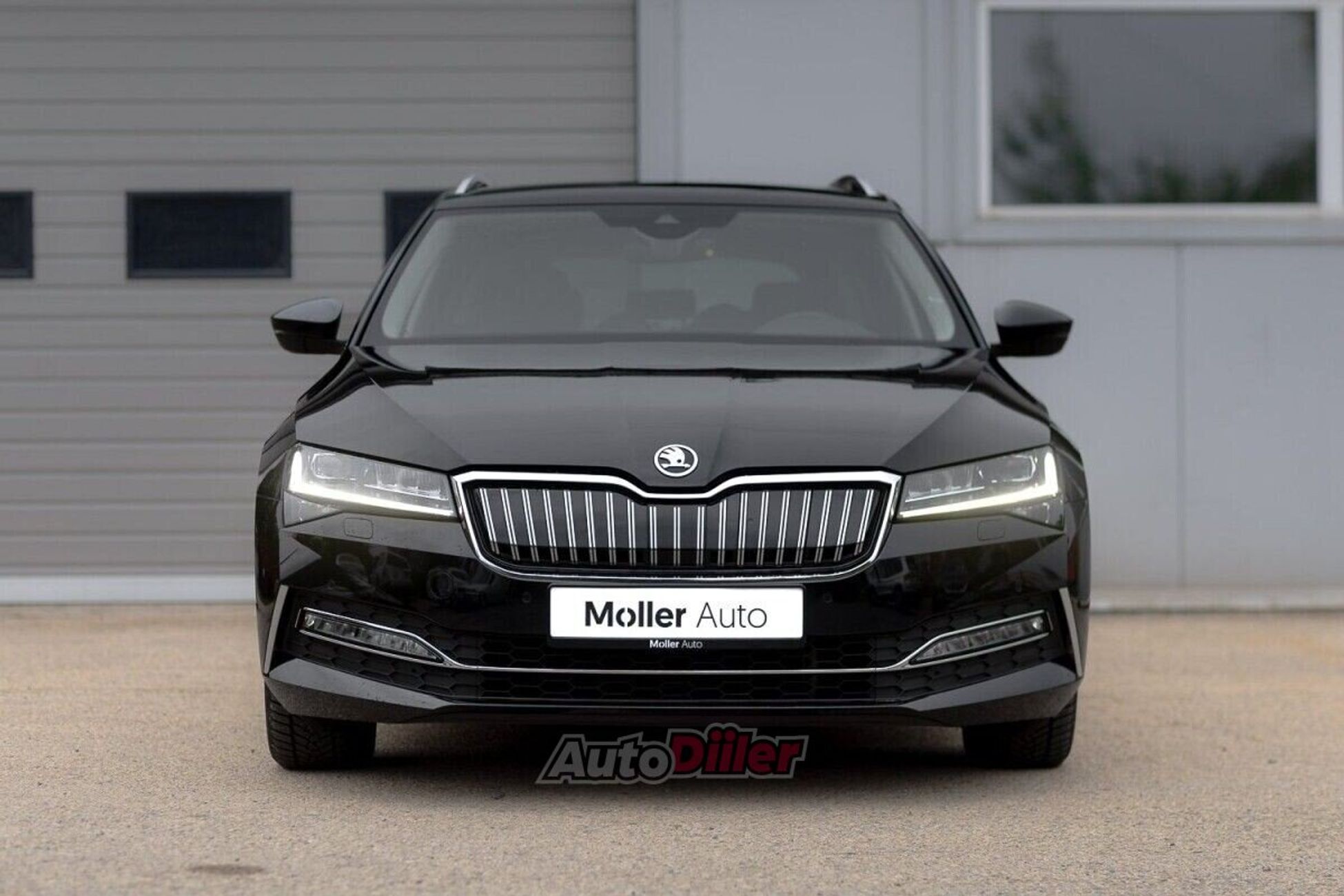 Skoda Superb 1.4 160kW 2022, photo 3/10