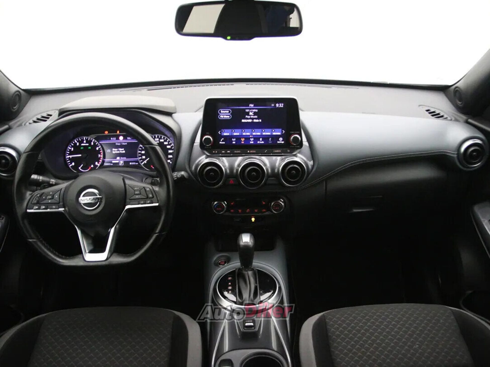 Nissan Juke N-Connecta 1.0 84kW 2022, kuva 2/10
