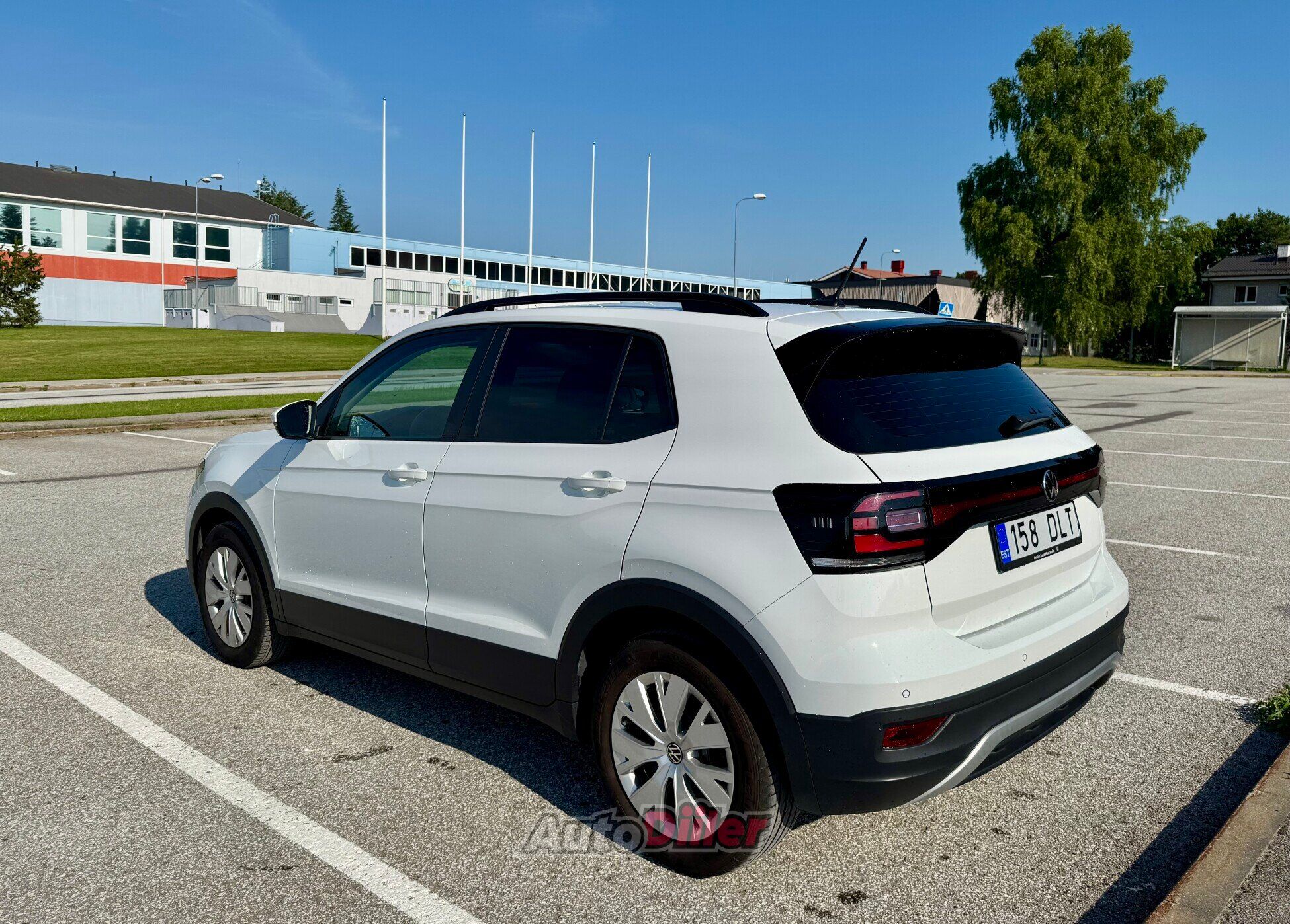 Volkswagen T-Cross 1.0 81kW 2021, photo 3/10