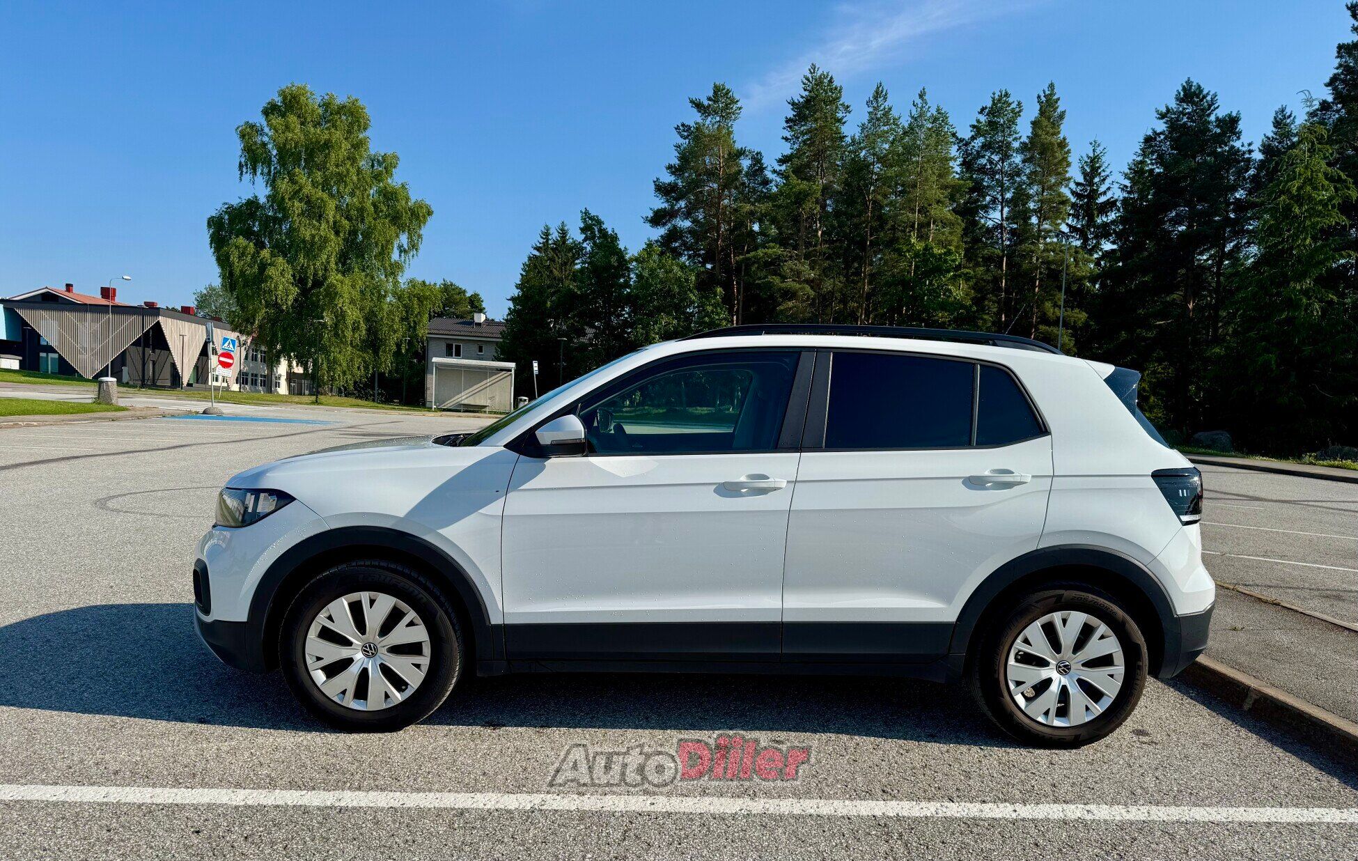 Volkswagen T-Cross 1.0 81kW 2021, photo 2/10