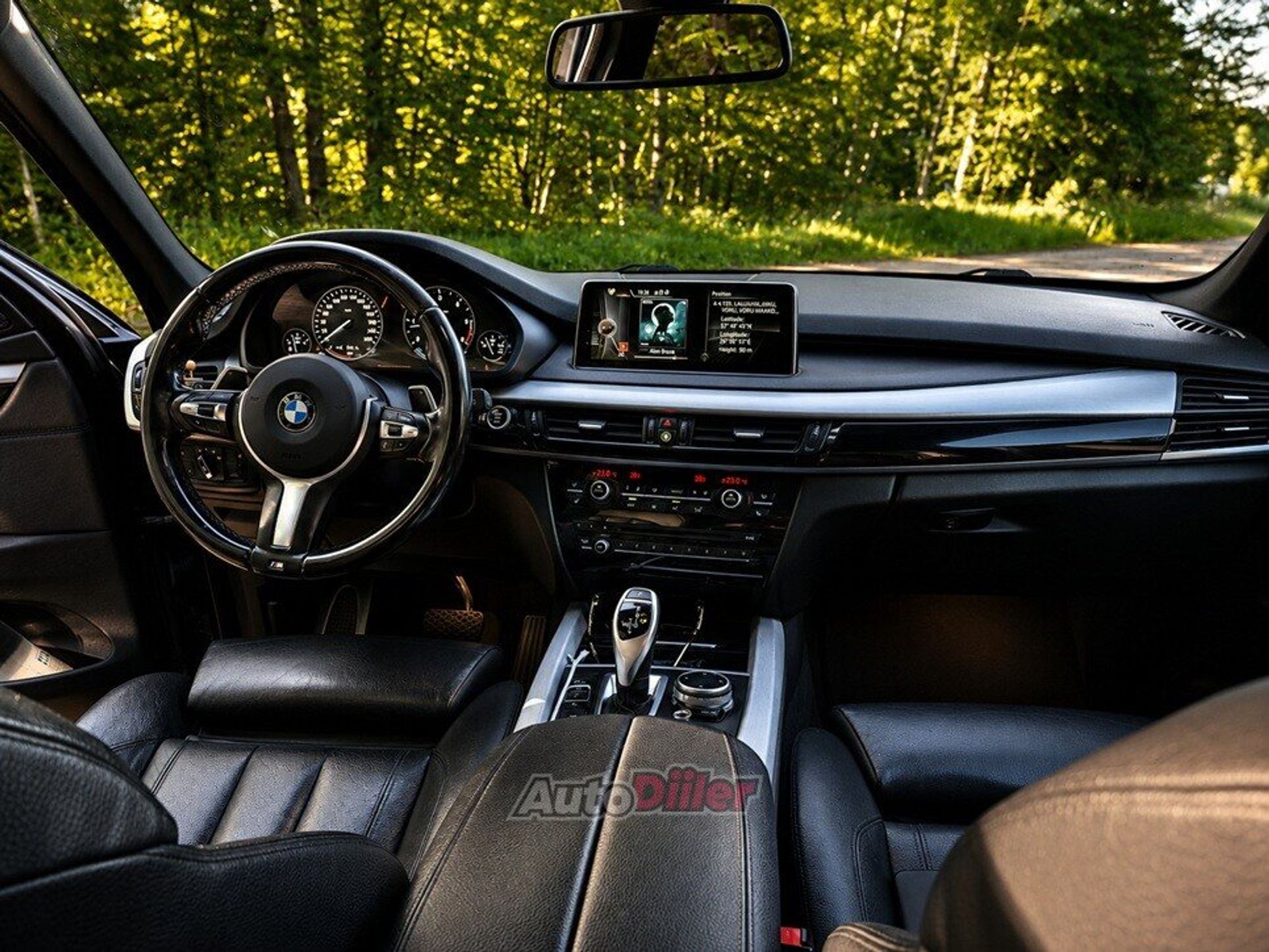 BMW X5 M-Pakett 7 kohta 3.0 190kW 2014, photo 5/9