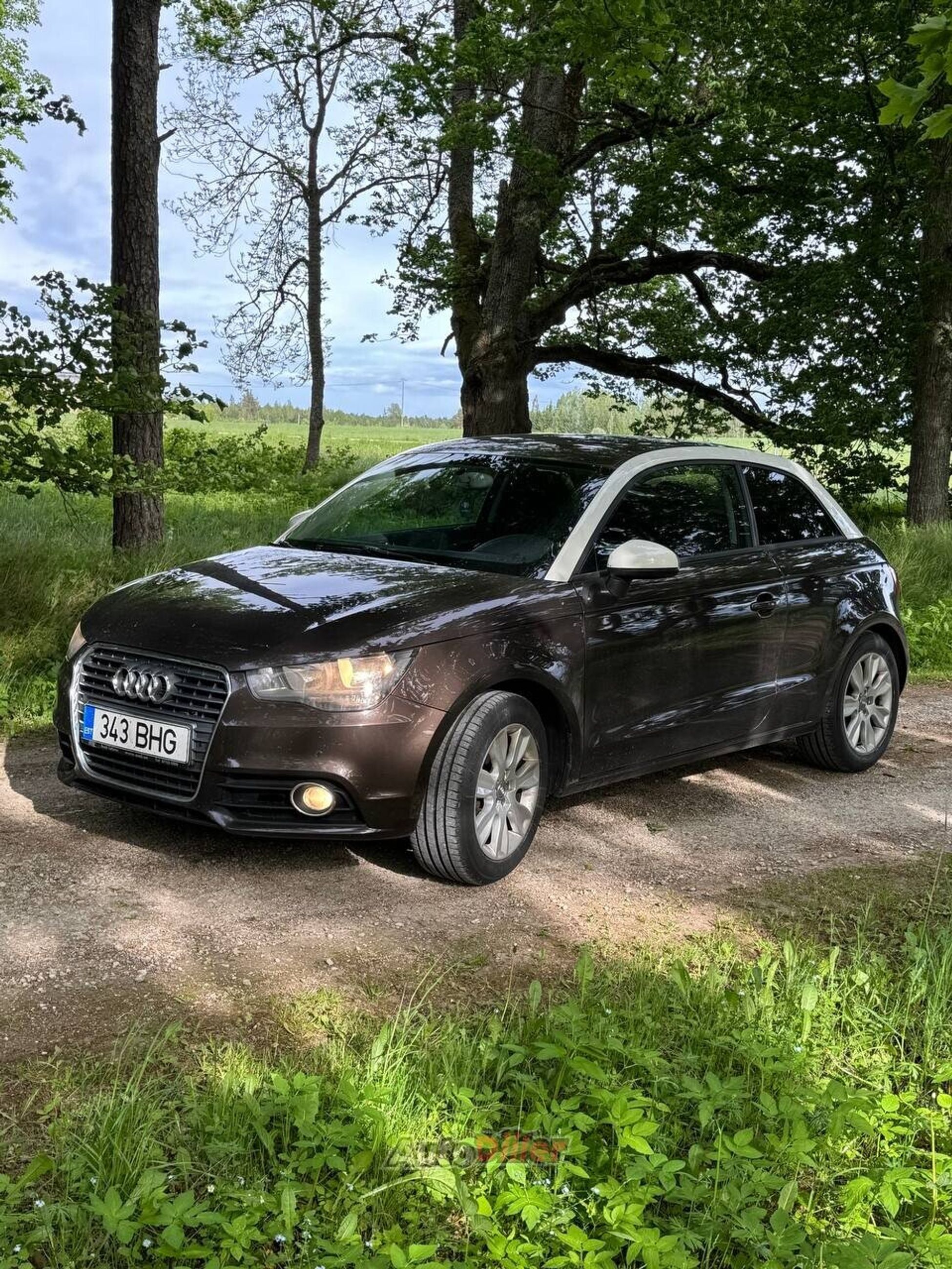 Audi A1 1.6 66kW 2011, kuva 2/9