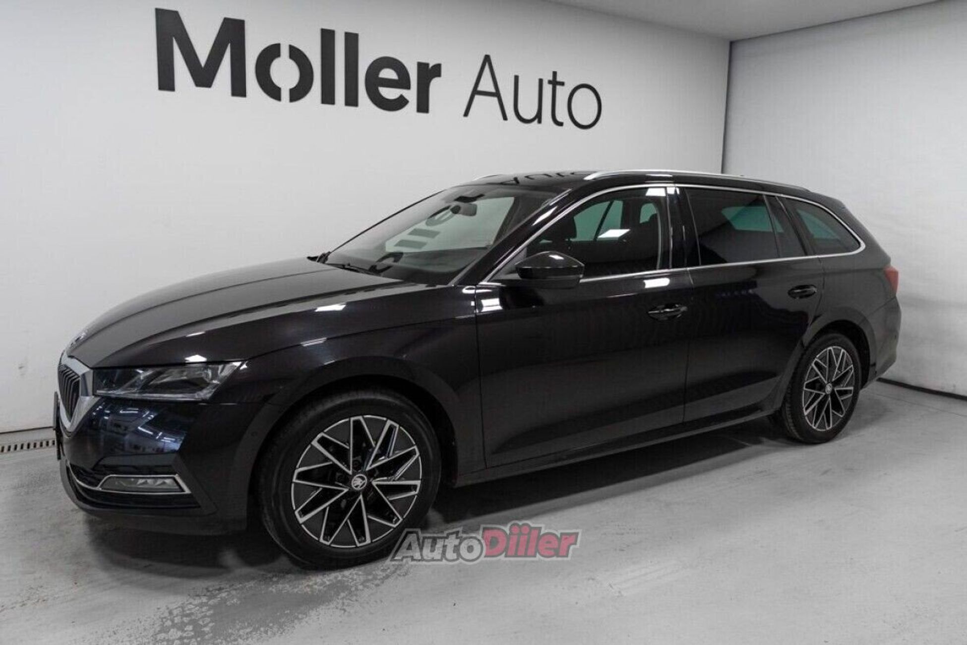 Skoda Octavia 2.0 110kW 2023, kuva 2/10