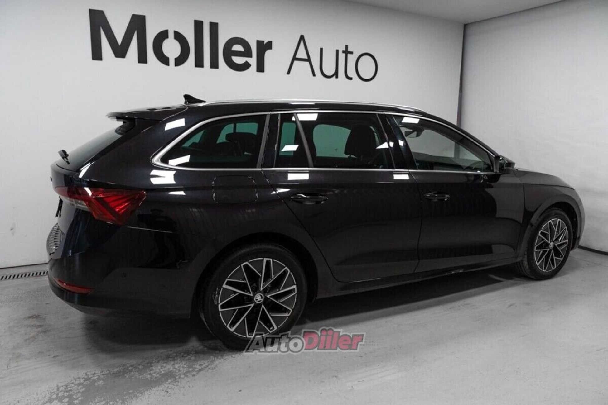 Skoda Octavia 2.0 110kW 2023, kuva 4/10