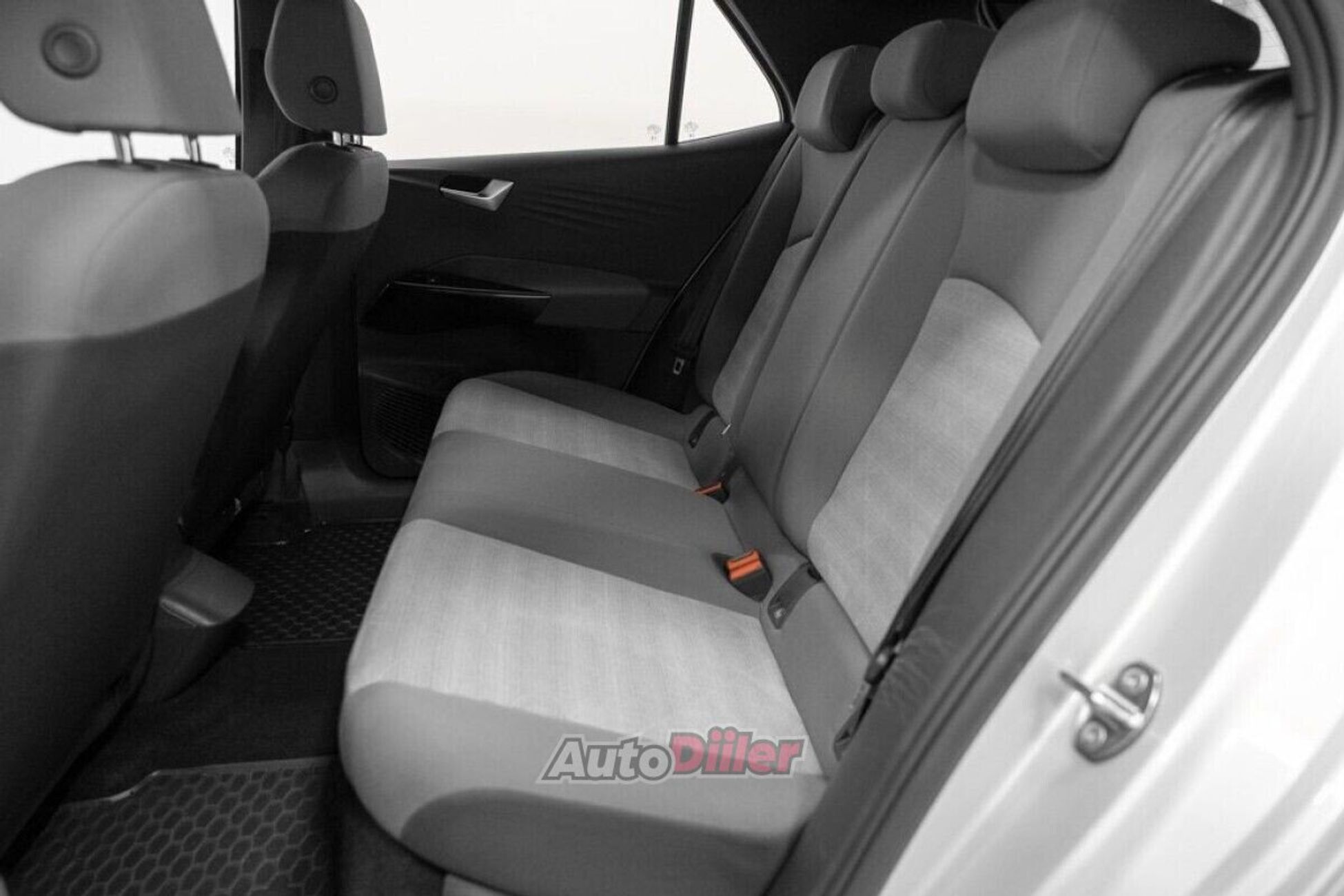 Volkswagen ID.3 107kW 2023, photo 6/10
