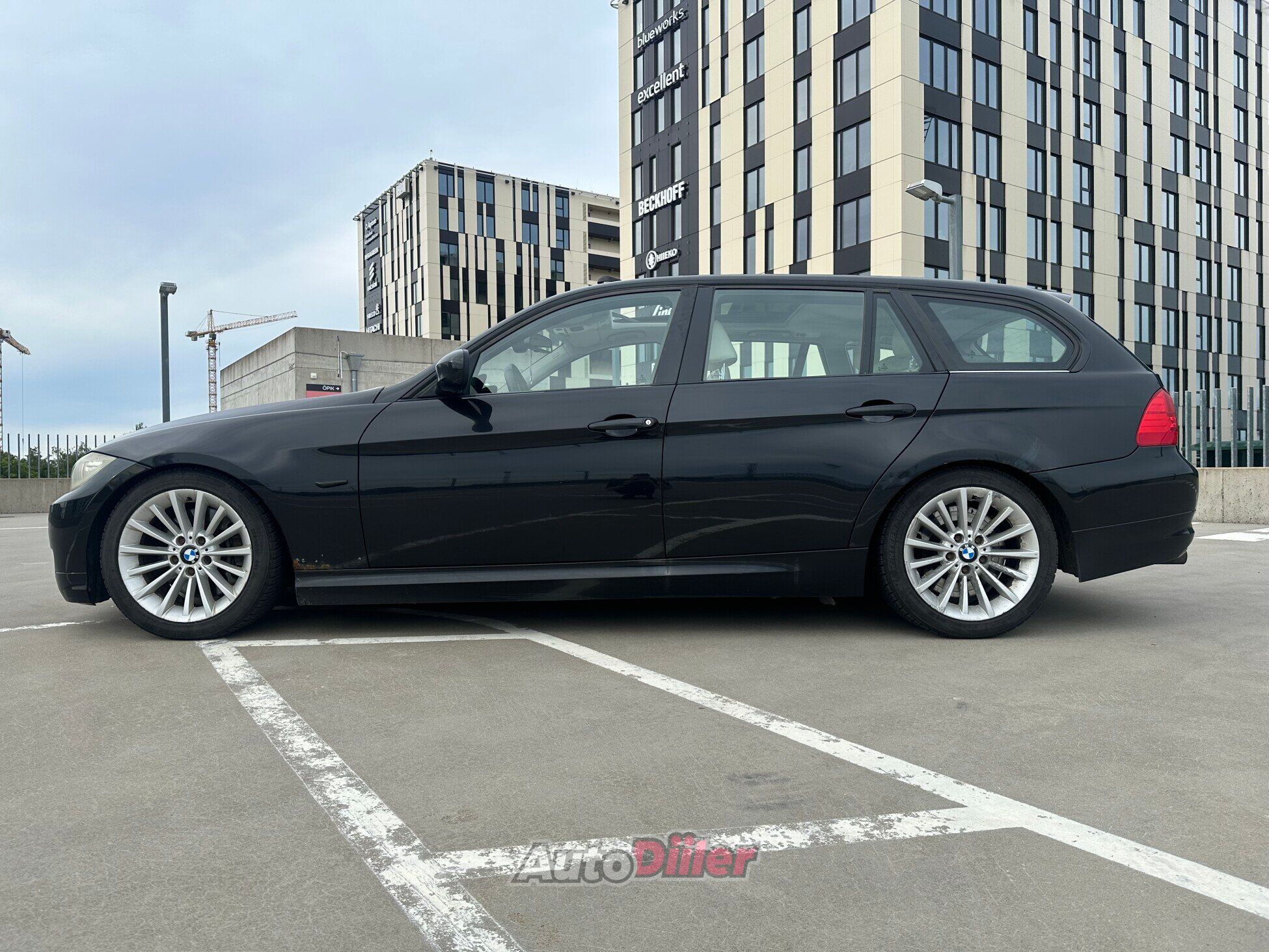 BMW 330 Facelift LCI 3.0 180kW 2009, kuva 4/10