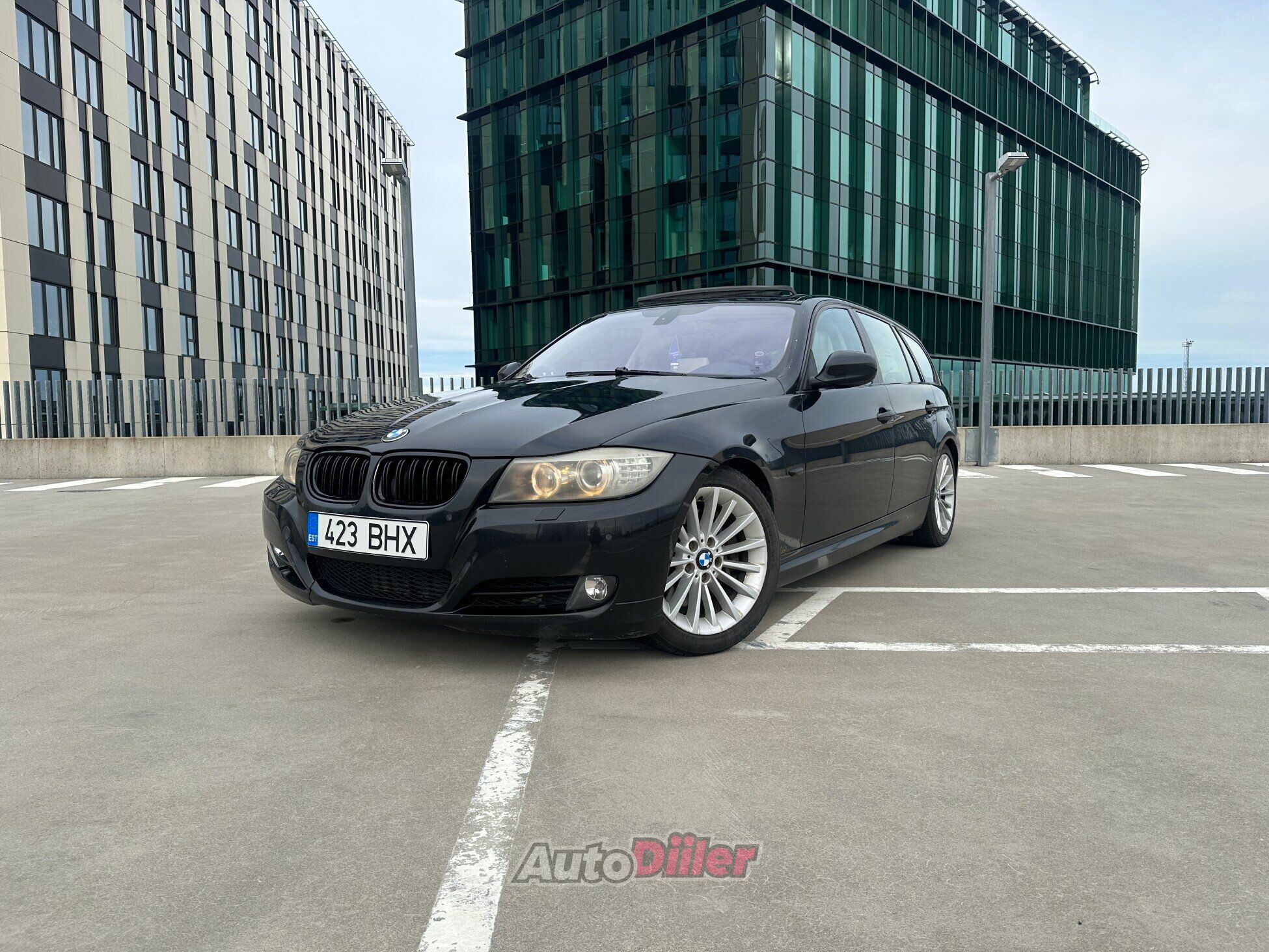 BMW 330