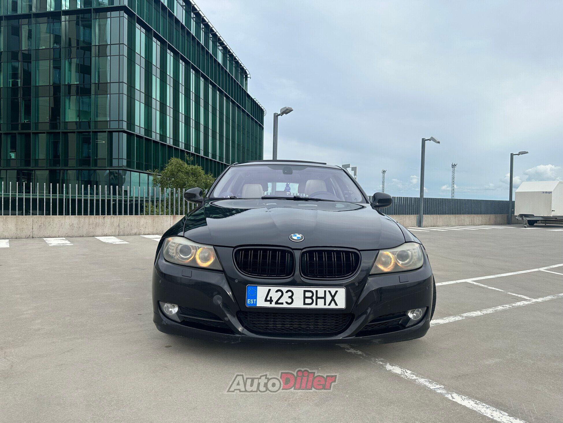 BMW 330 Facelift LCI 3.0 180kW 2009, kuva 2/10