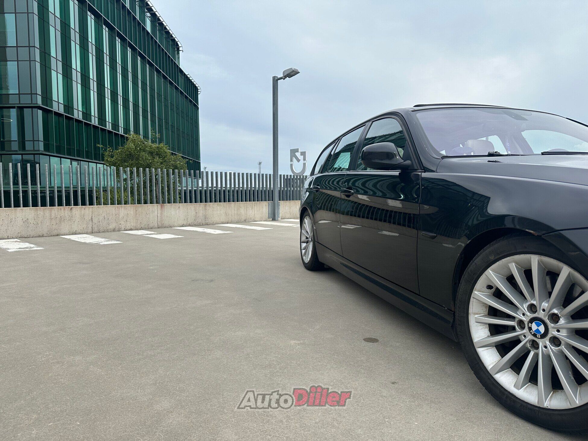 BMW 330 Facelift LCI 3.0 180kW 2009, kuva 6/10