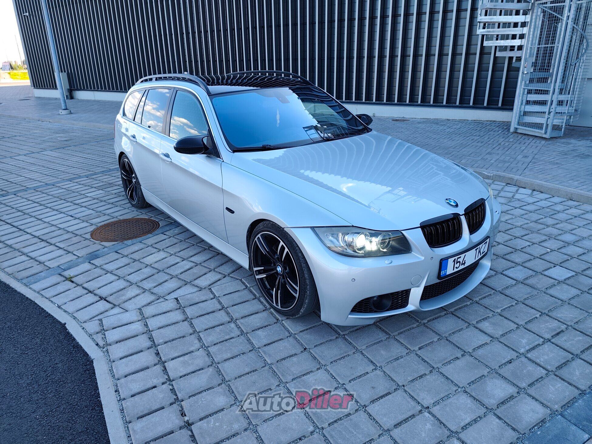 BMW 325
