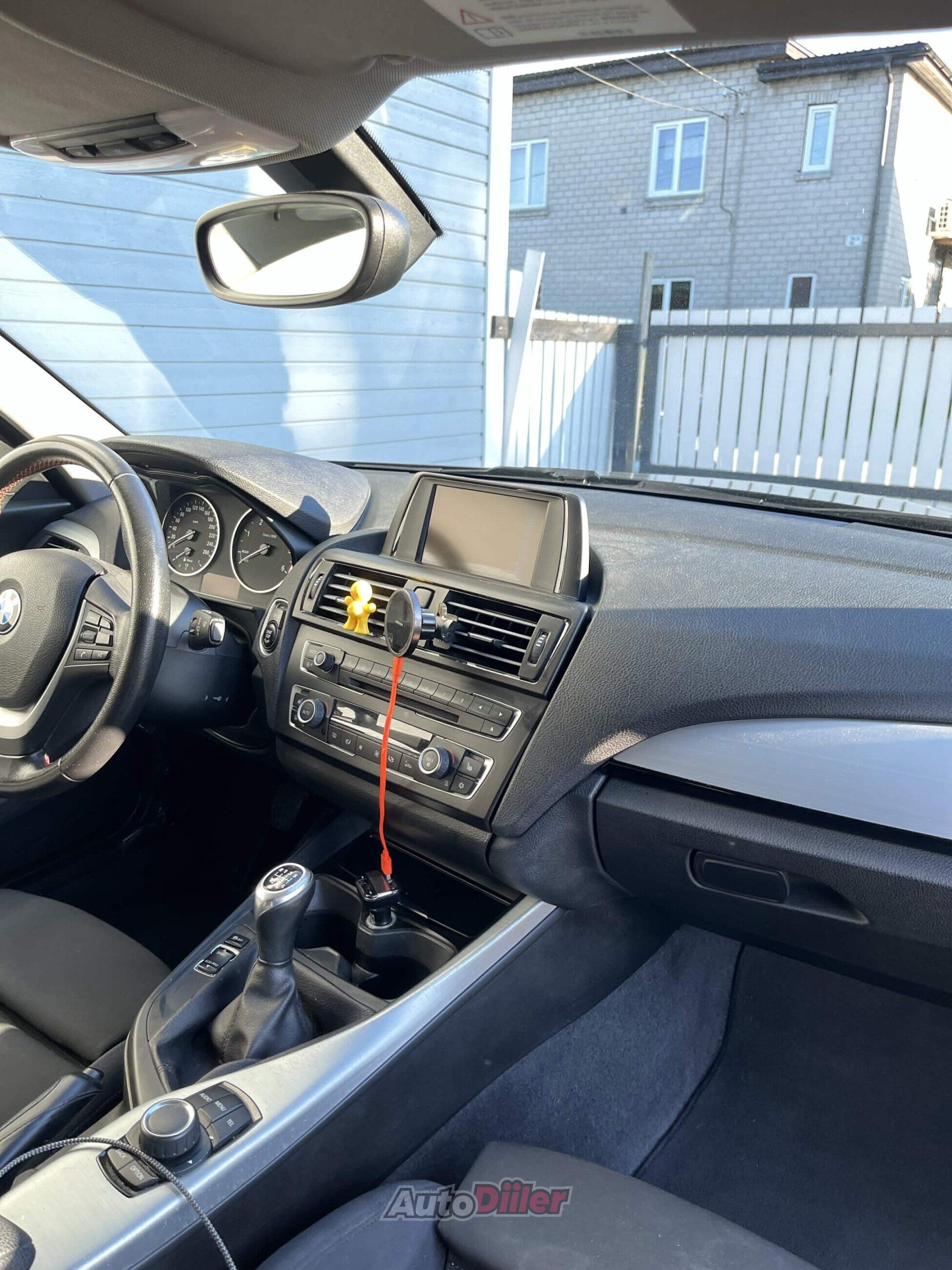 BMW 118 2.0 105kW 2012, photo 8/8