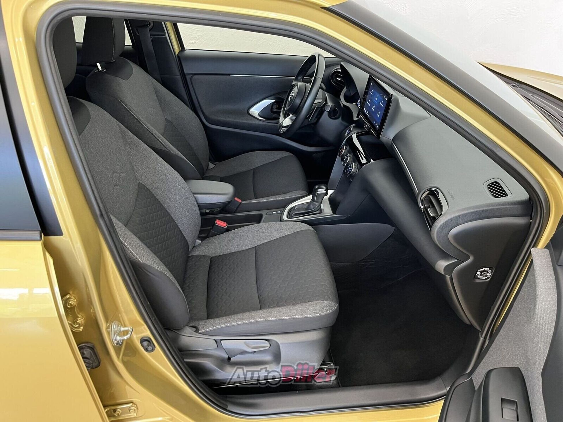 Toyota Yaris Cross 1.5 92kW 2021, photo 5/10